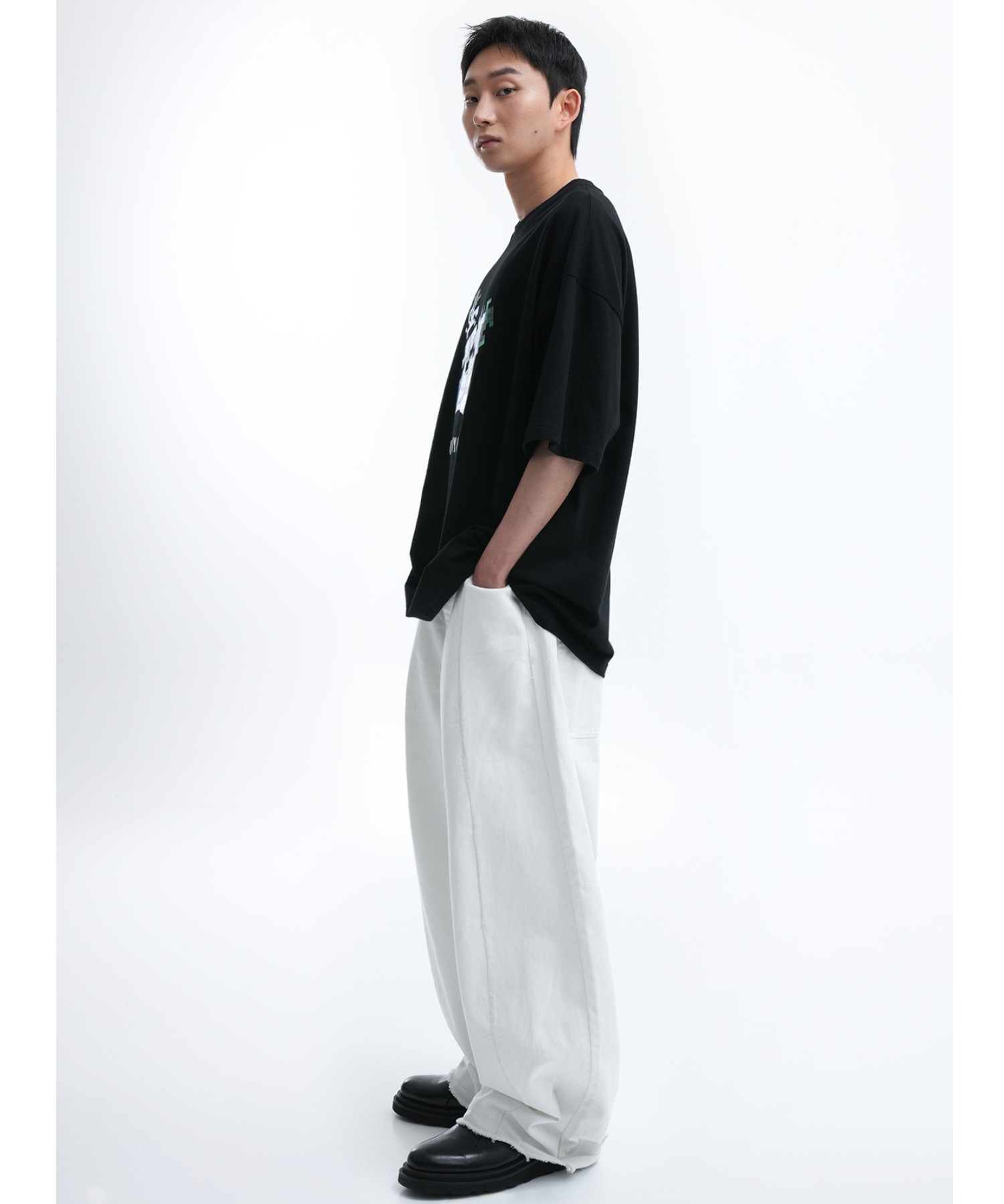 ★OY★PIXEL FLOWER T-WHITE★正規品/韓国直送料込/人気 OY/オーワイ』 PIXEL FLOWER T/ピクセルフラワー 半袖Tシャツ OY