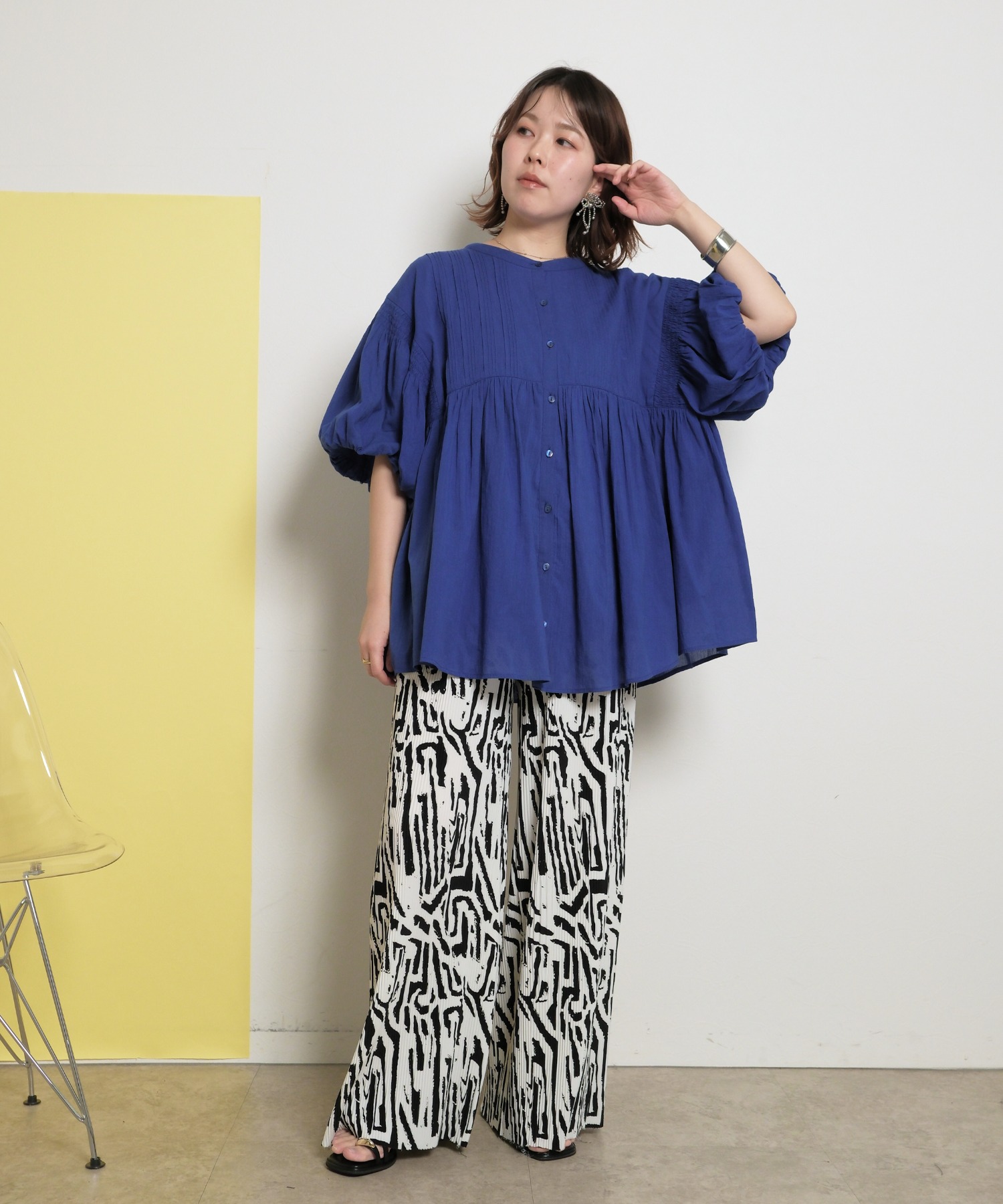 ジオメトリック 総柄 プリーツパンツ Palm Riche│Eimee Law & LHELBIE