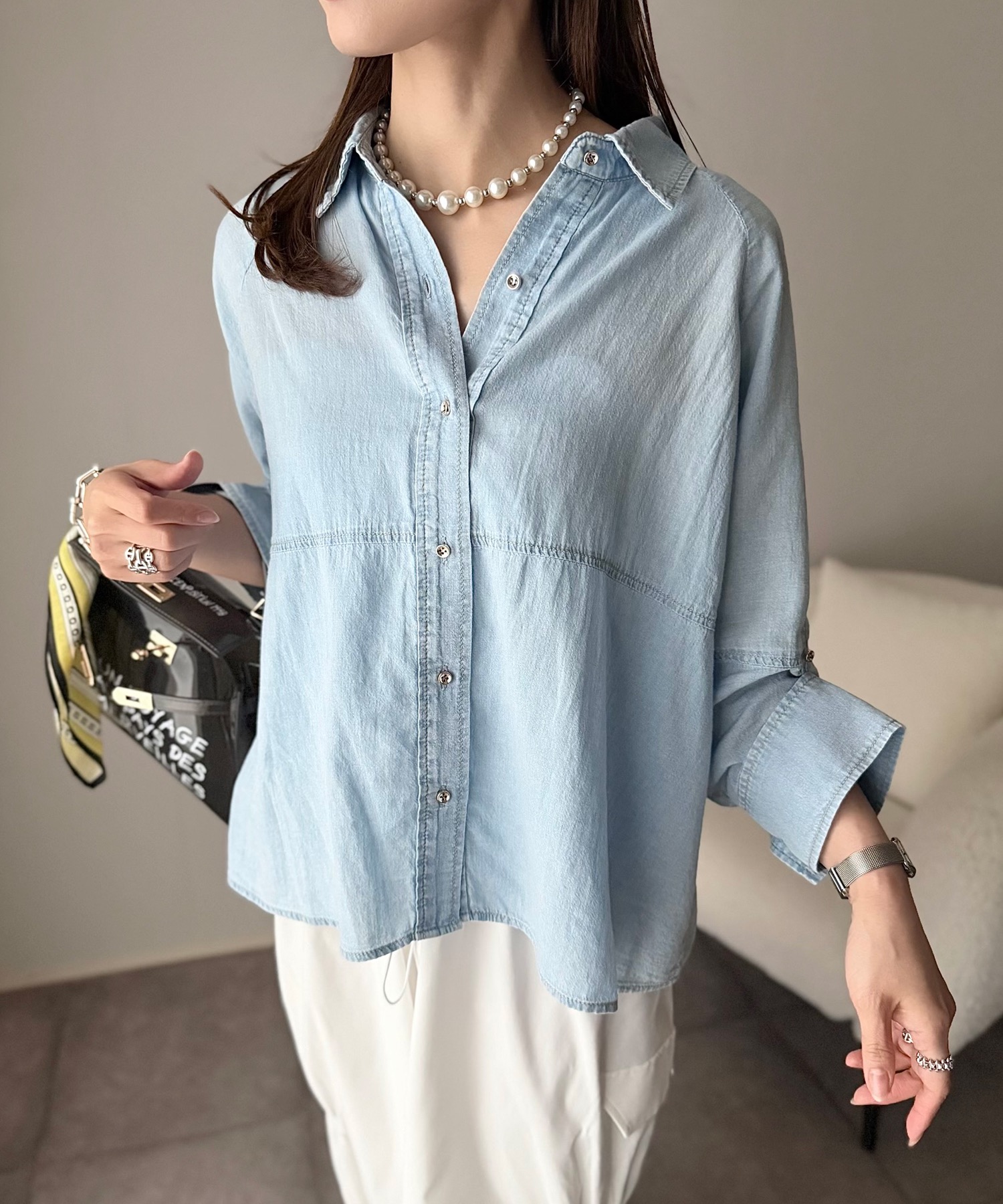 日焼け・冷房対策】シアーデニムバックフレアシャツ Emma Taylor