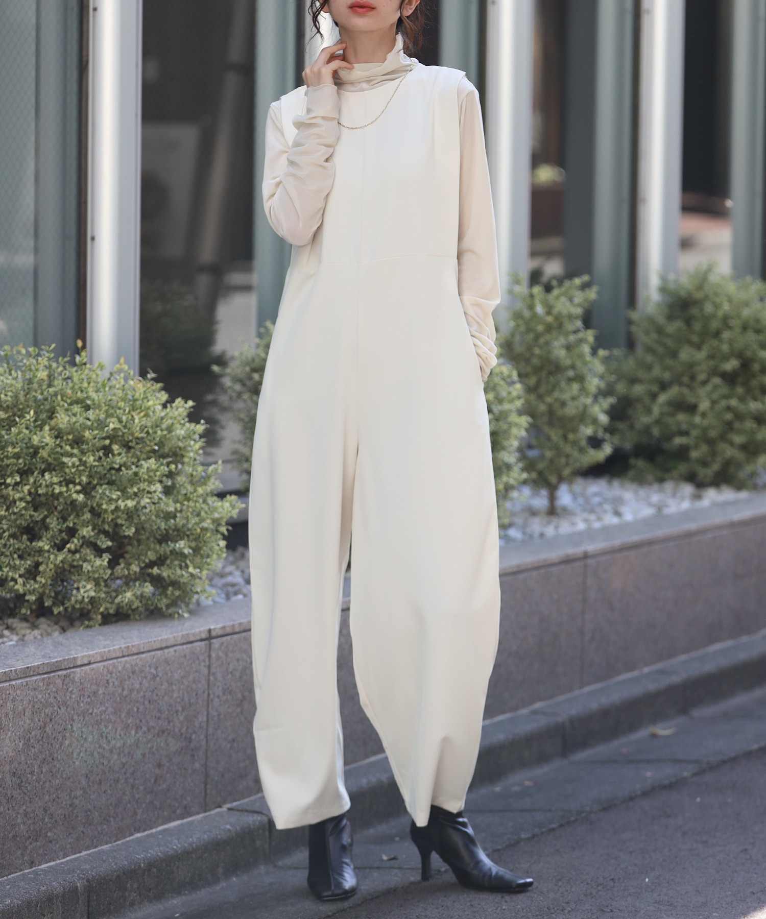 model：H165 着用サイズ：MT