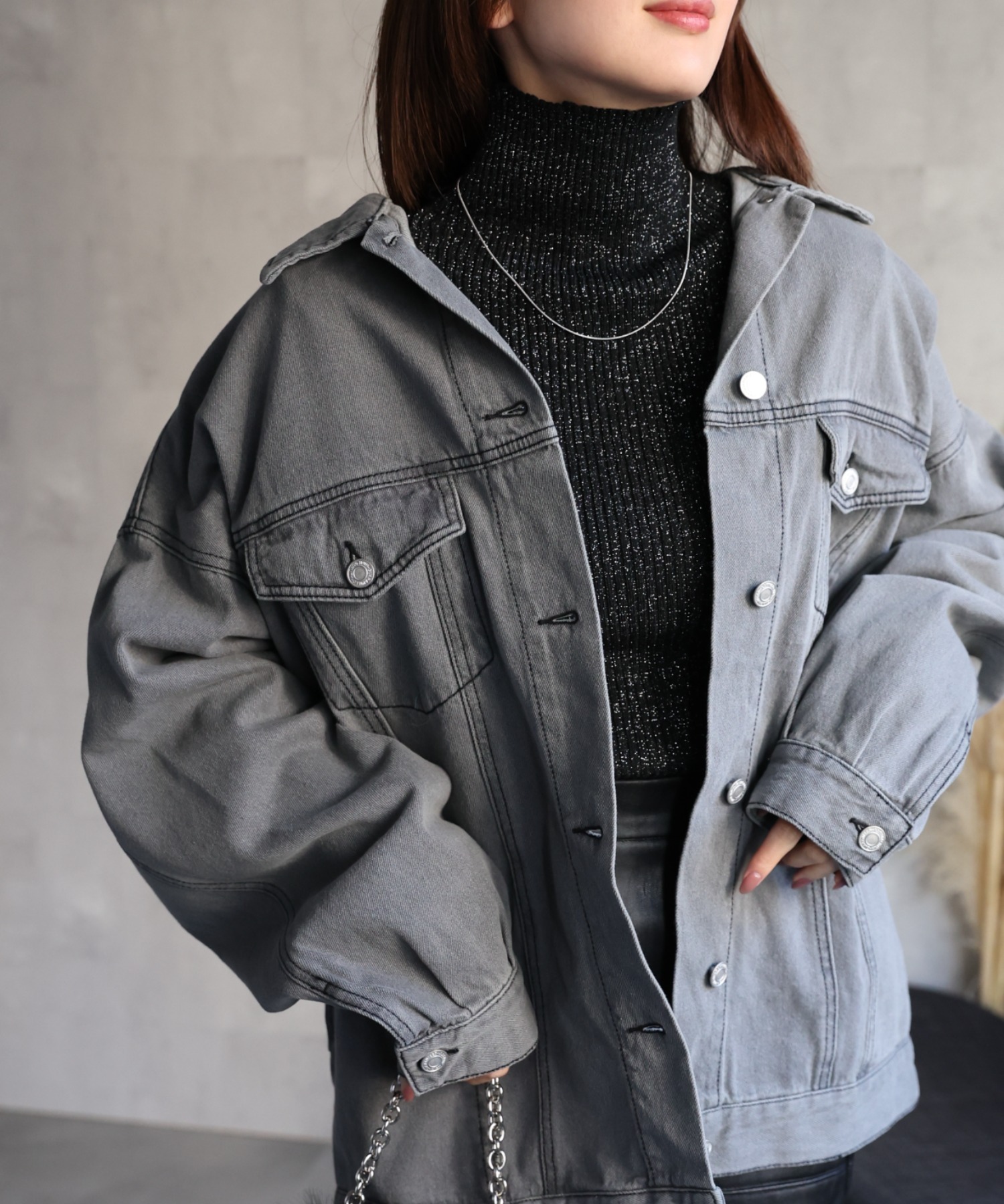 model：162cm 着用サイズ：F
