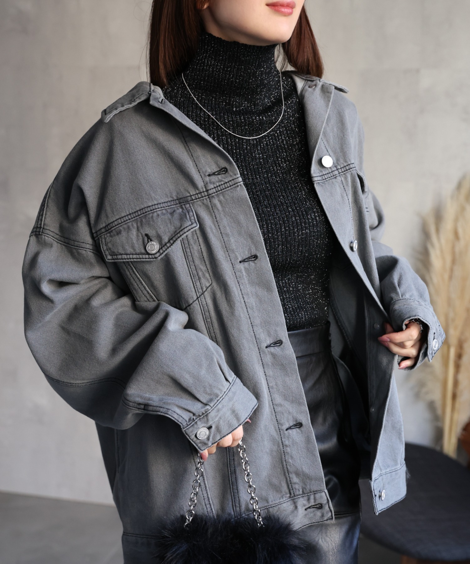 model：162cm 着用サイズ：F