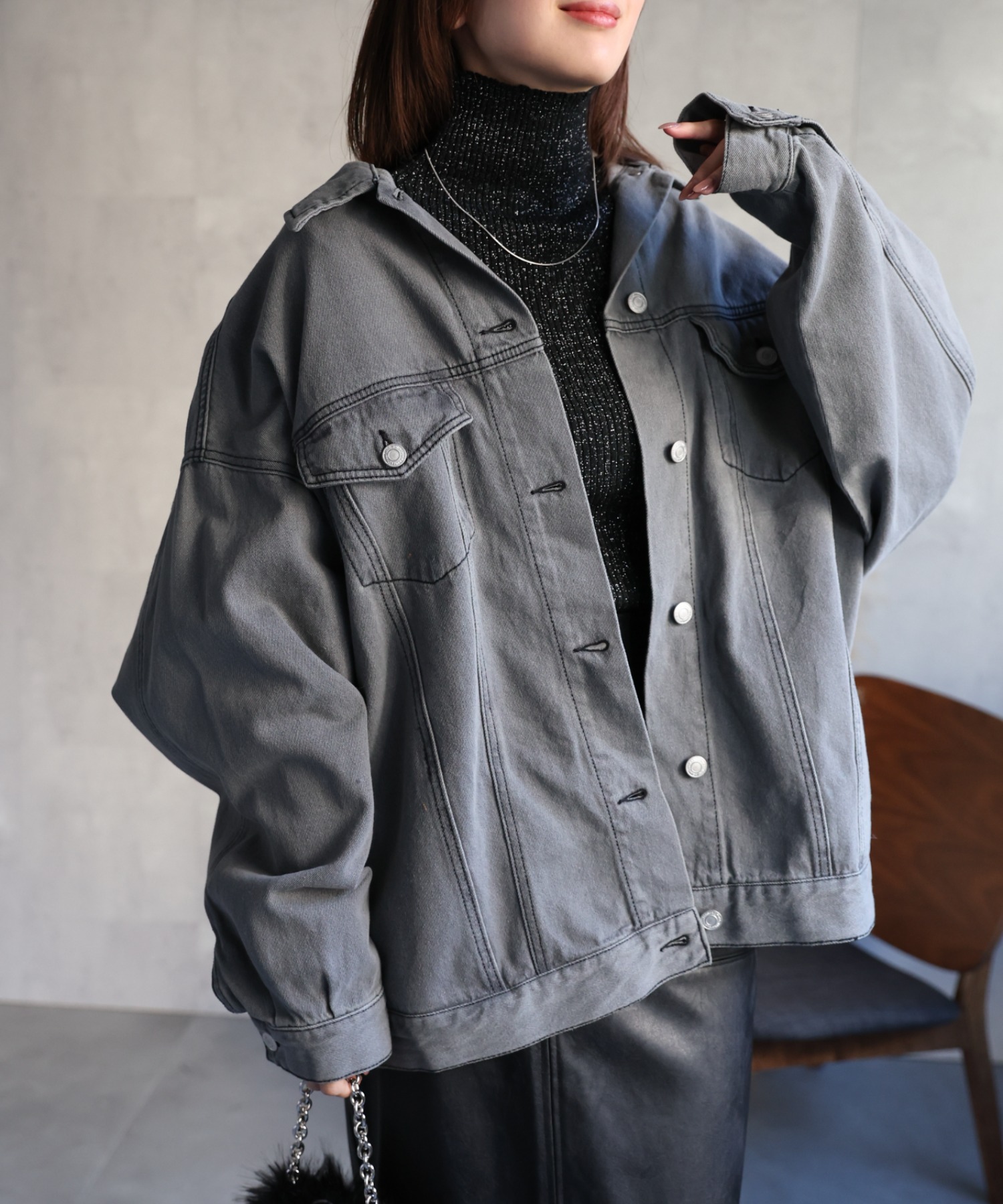 model：162cm 着用サイズ：F