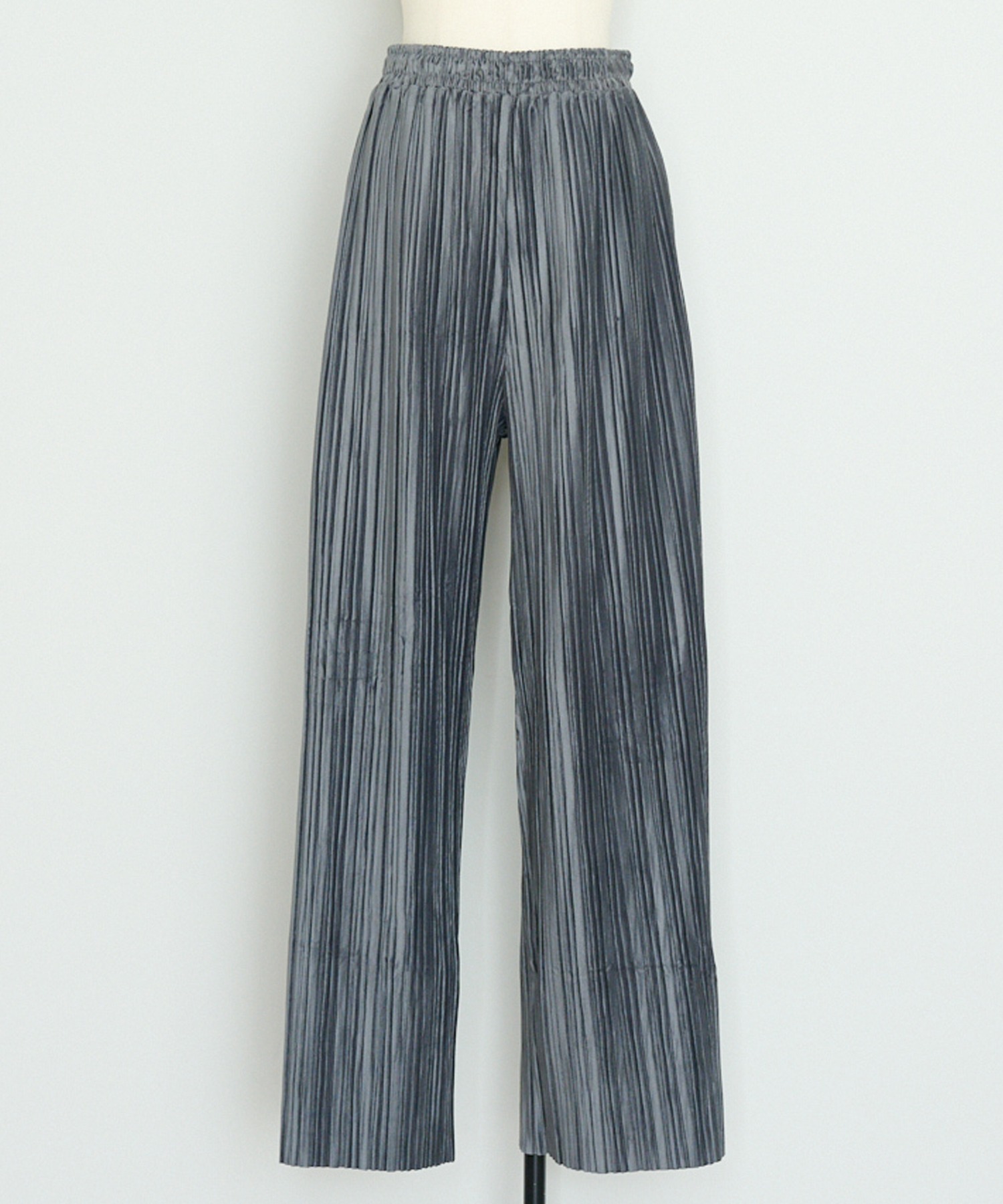 CHARCOAL-GRAY