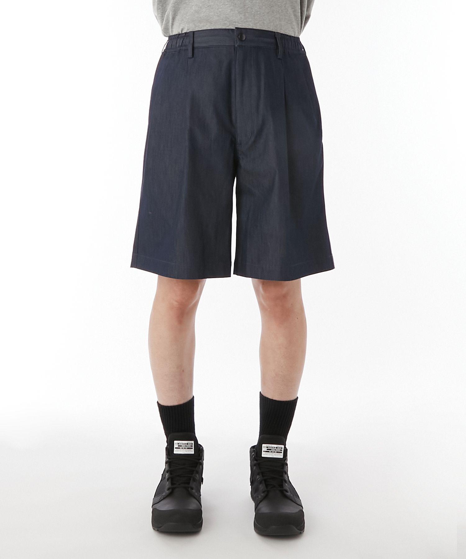 【最終値下】Front pin tuck Half pants Front pin tuck Half pants