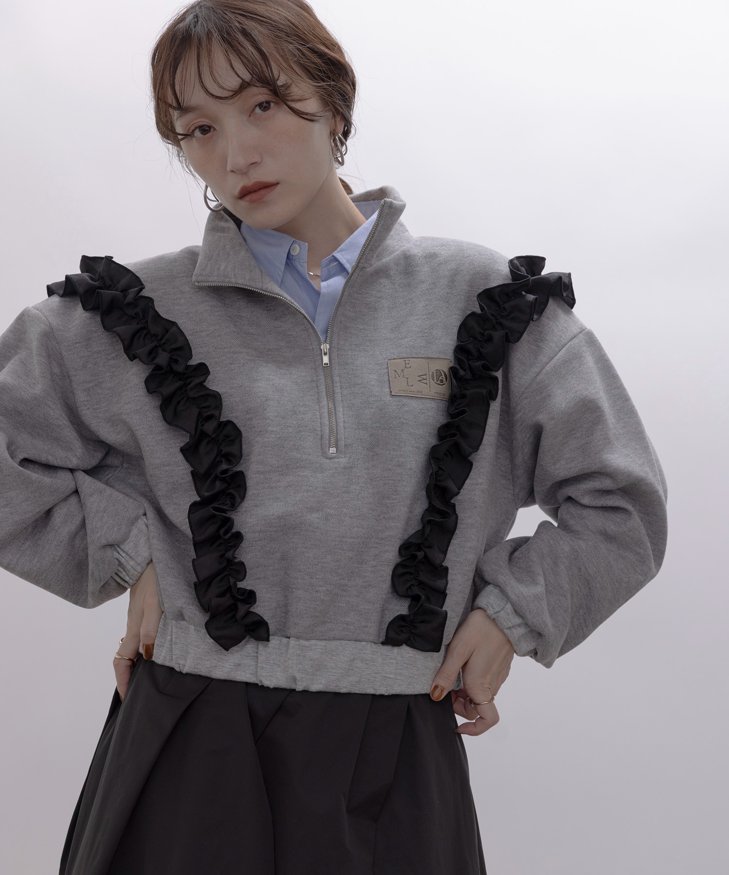 spoon　YOIHI フリルギャザージャケット_ネイビー spoon YOIHI フリルギャザージャケット_ネイビー yoihi フリル