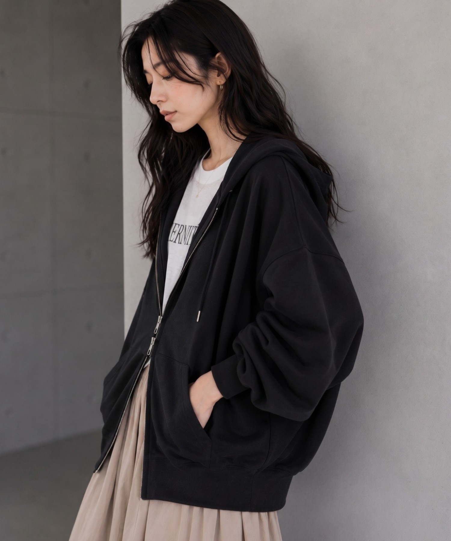 black チュニック丈ver.
モデル身長：157cm