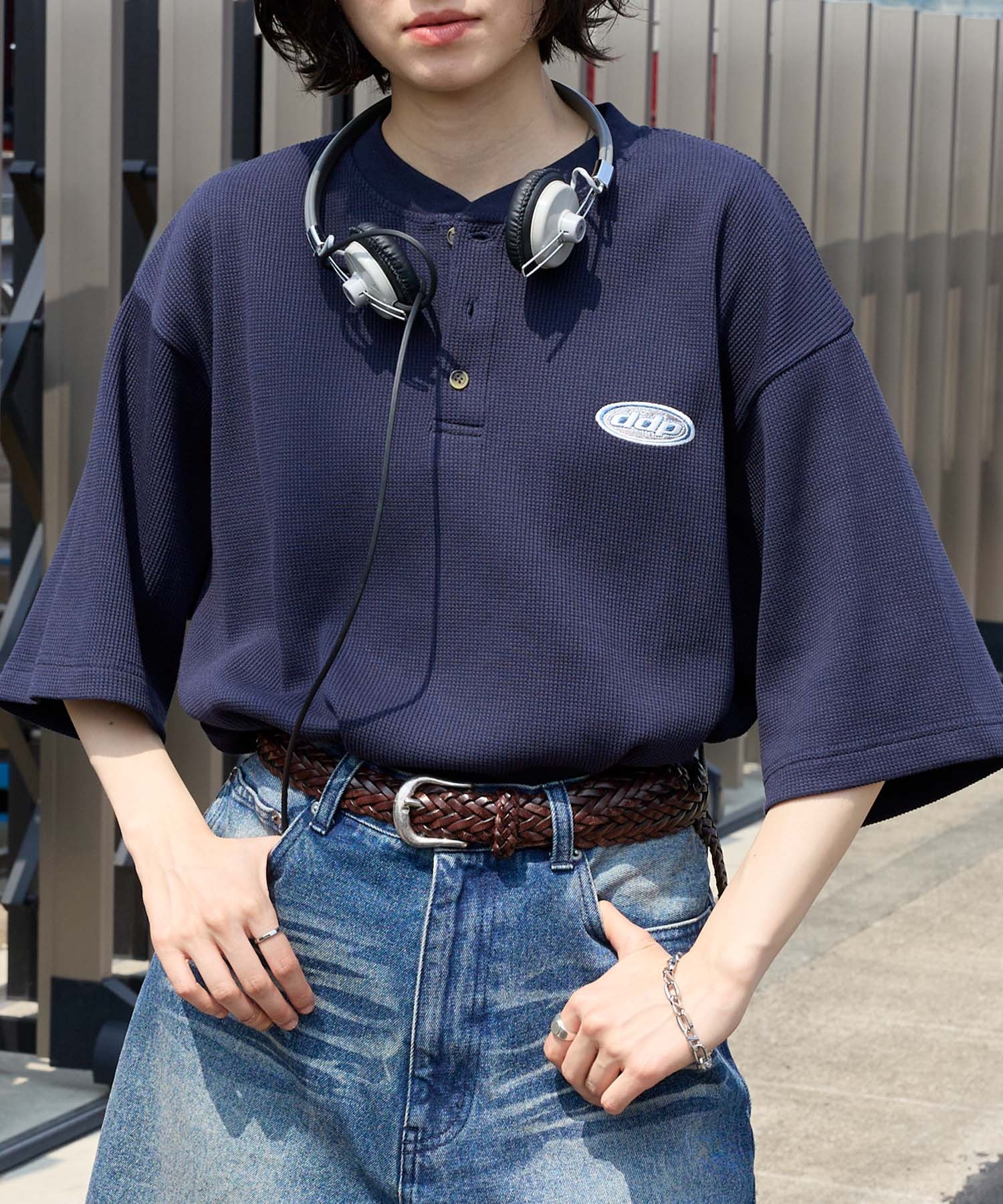 ddp/ディーディーピー 別注 ロゴ刺繍 ヘンリーネック ワッフル半袖T