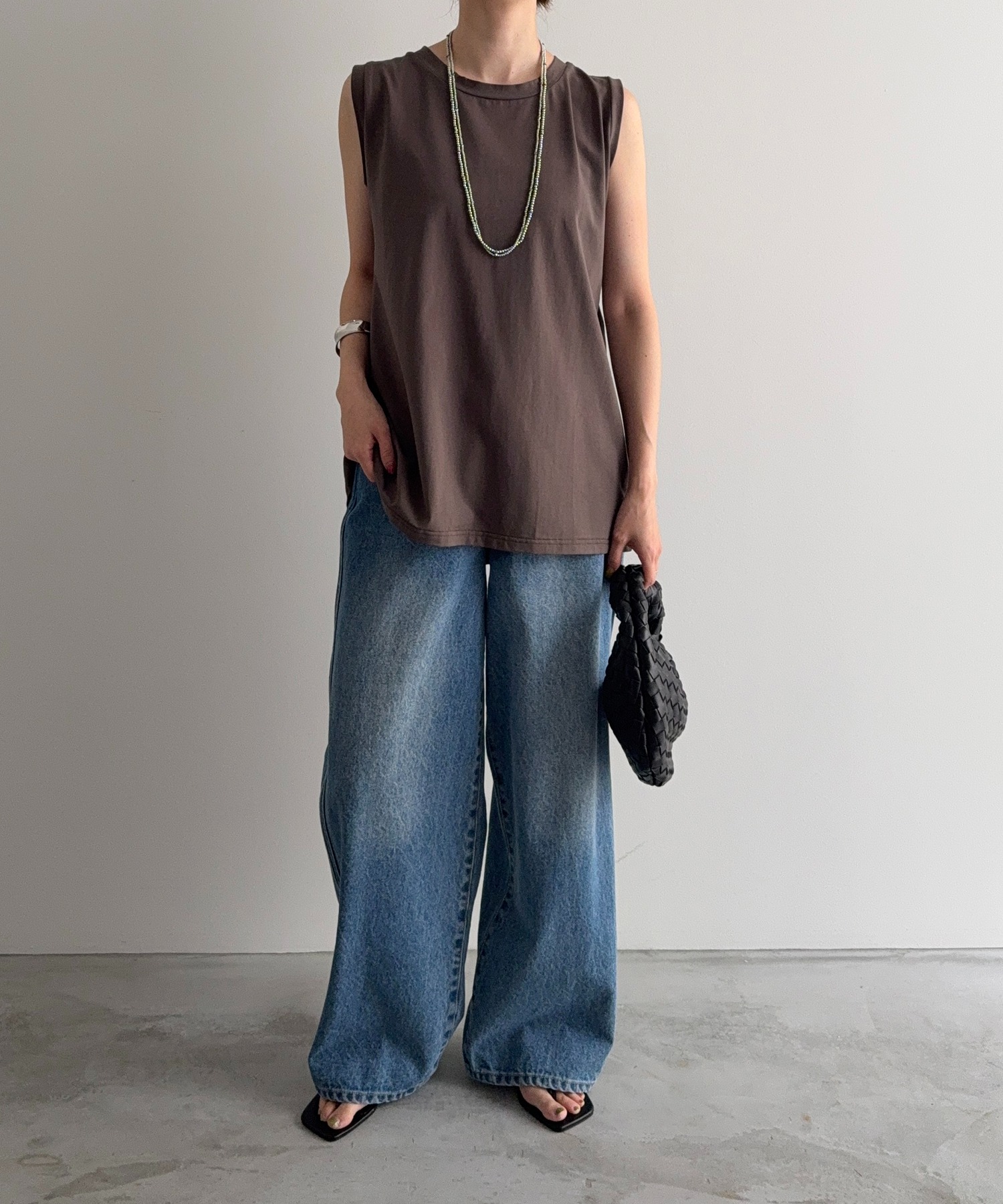 model：H166　着用サイズ：F