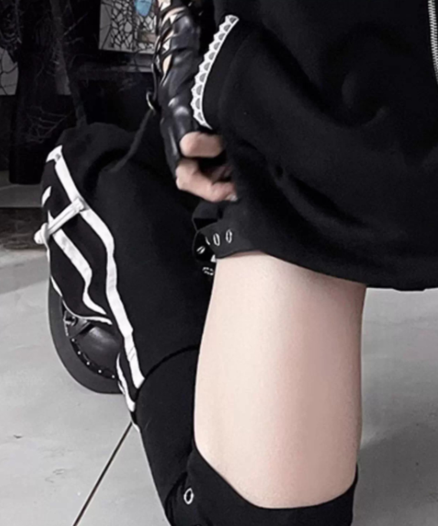 A'GEM/9 × .kom『TricuspidC/トライカスピッドシー』ゴシックレッグ