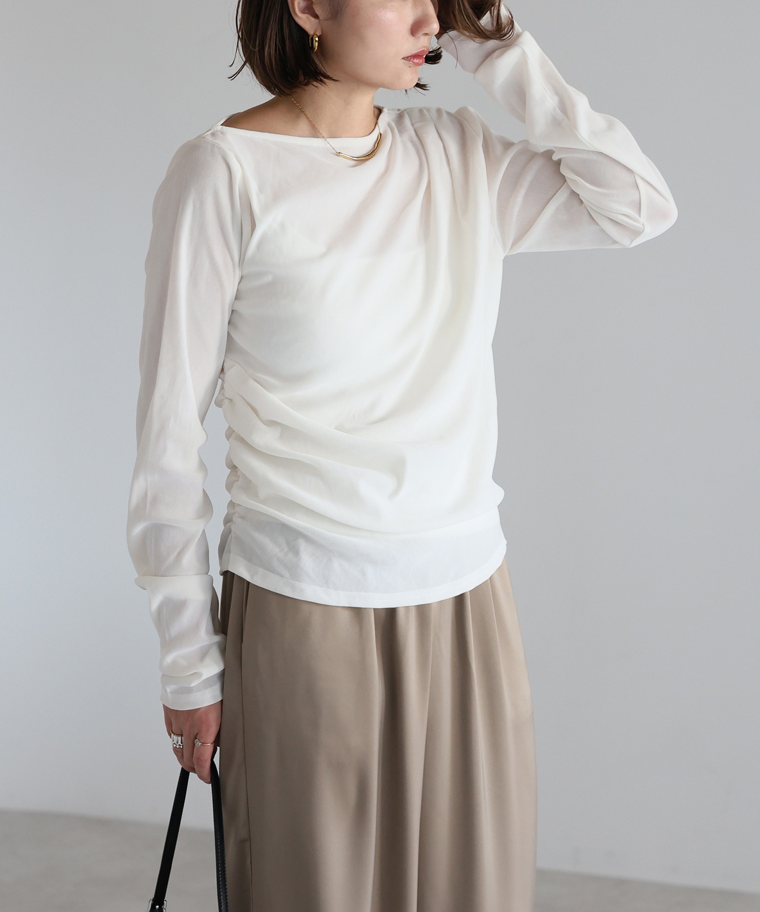 model：H158 着用サイズ：FREE