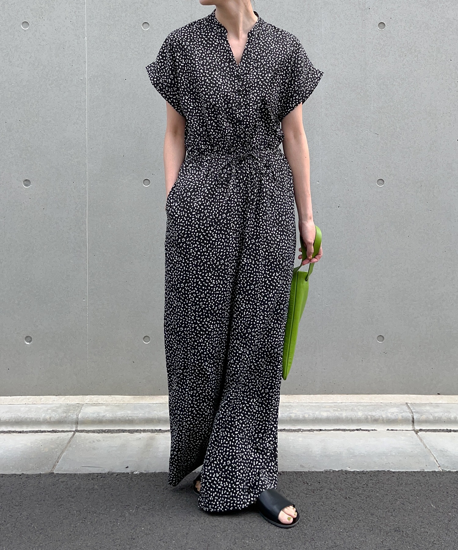 model：H166　着用サイズ：F