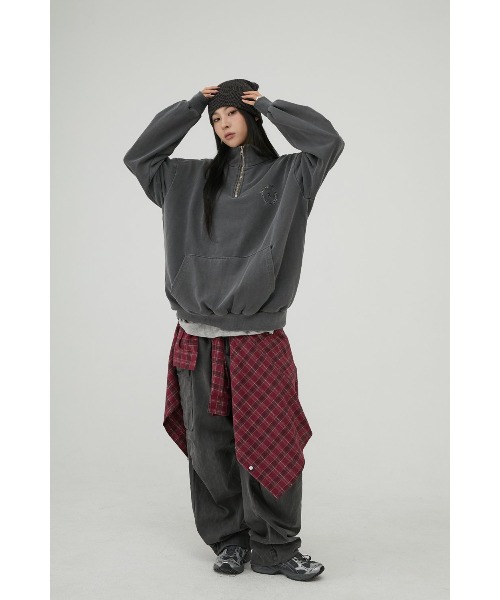 A'GEM/9 × .kom 『ACOVER/オコボ』 Circle Logo Pigment Half Zip Up