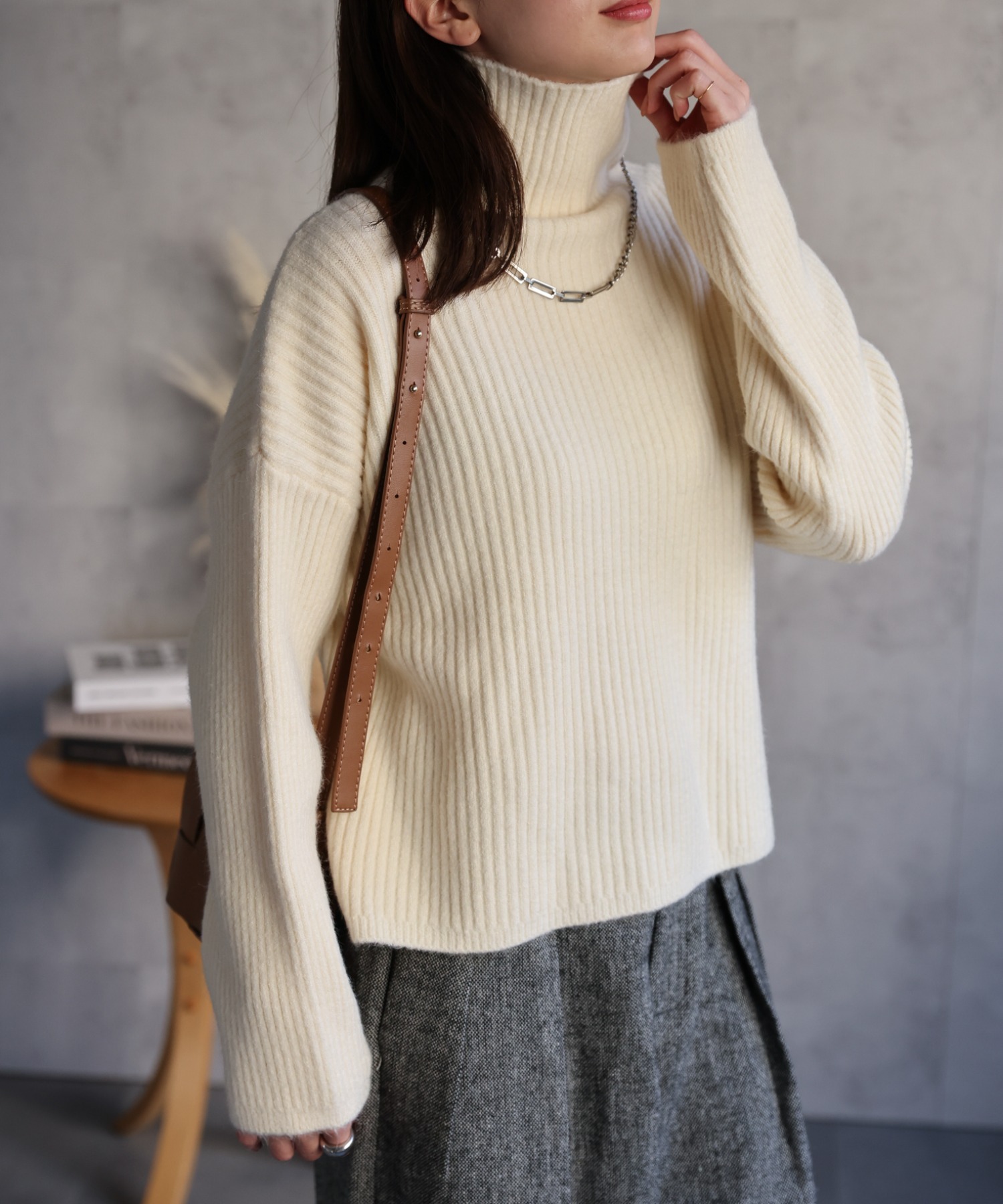 model：162cm 着用サイズ：F