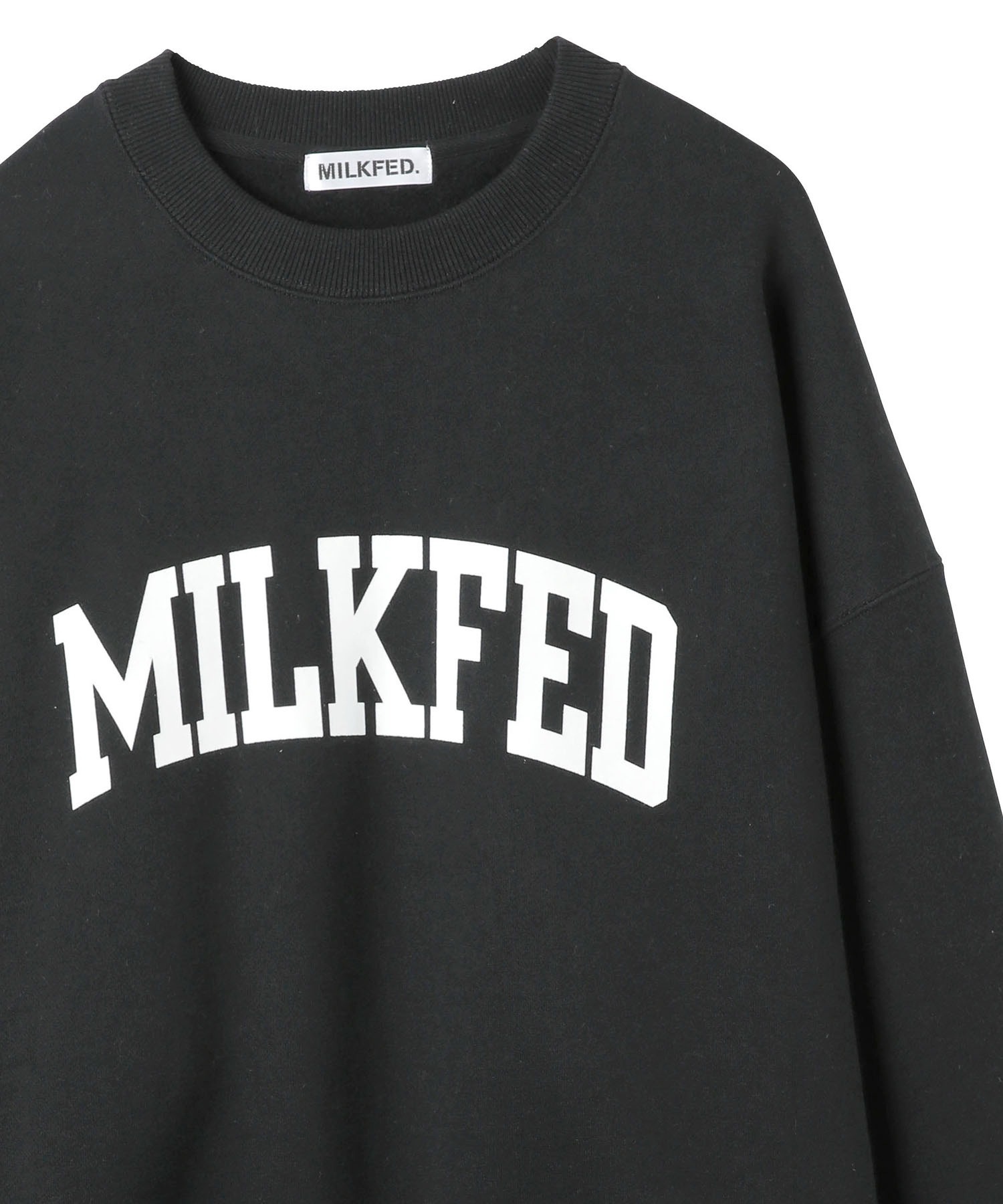 MILKFED.COLLEGE LOGO BIG TOP SWEAT