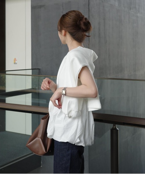 model：H155 着用サイズ：FREE