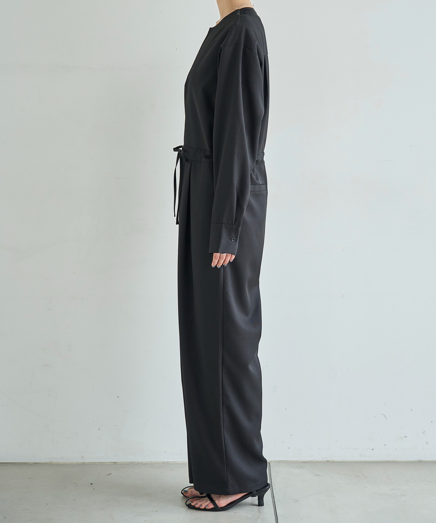 model：H166　着用サイズ：F