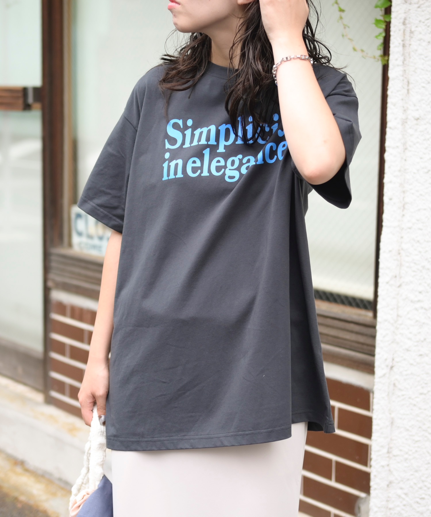 model:H163. 着用サイズ：F