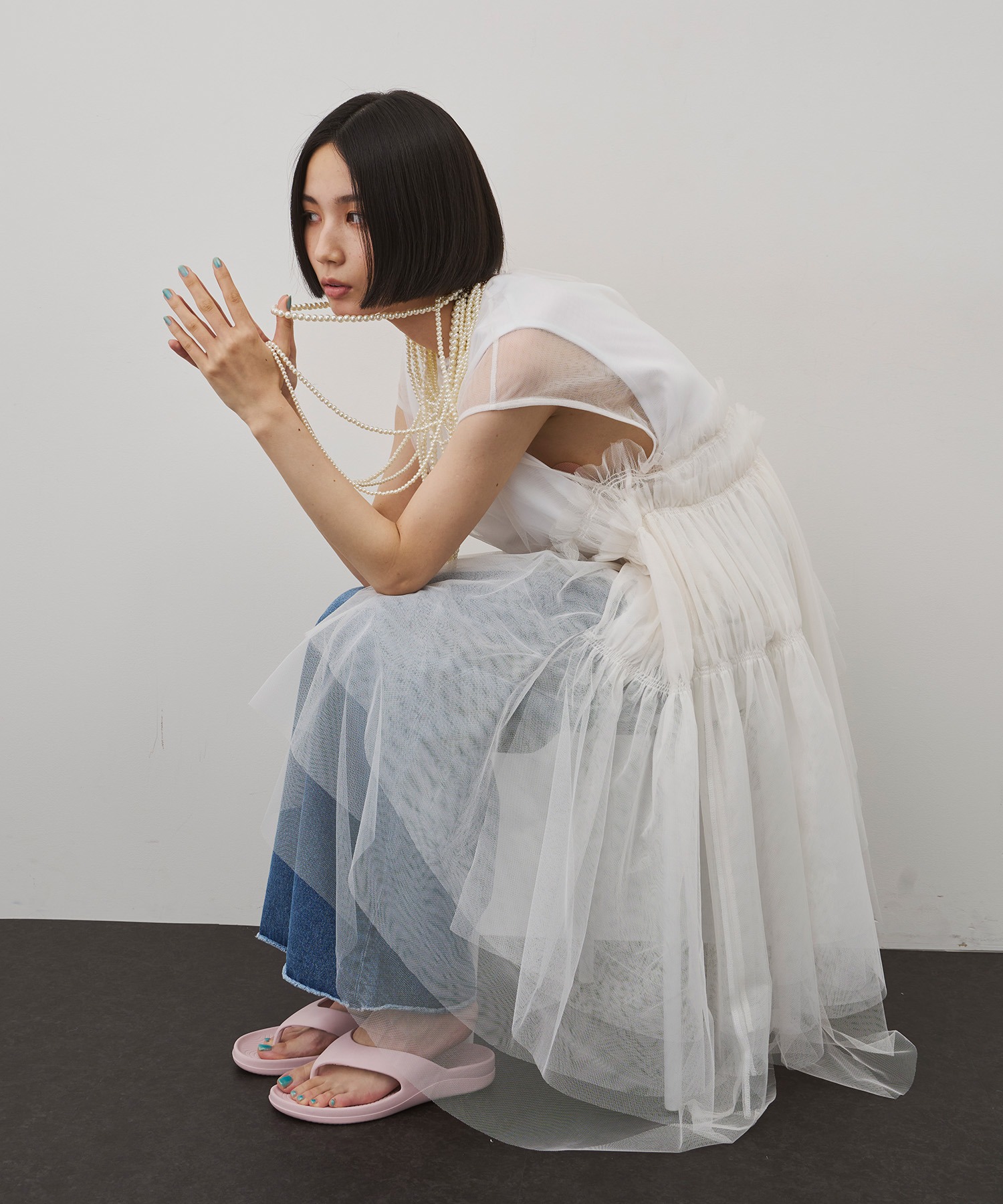 フレンチスリーブレイヤードギャザーチュールデザインtops