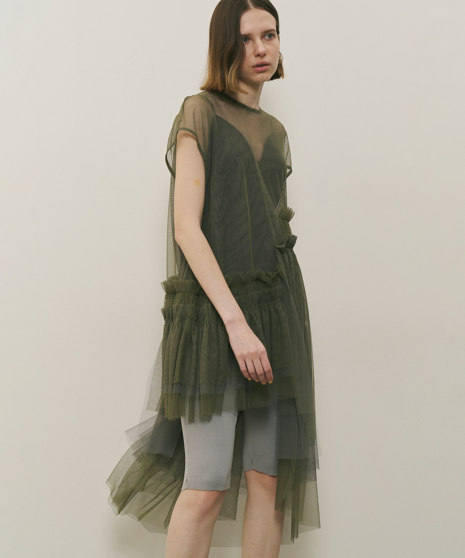 売れ筋 フレンチスリーブレイヤードギャザーチュールデザインtops LA