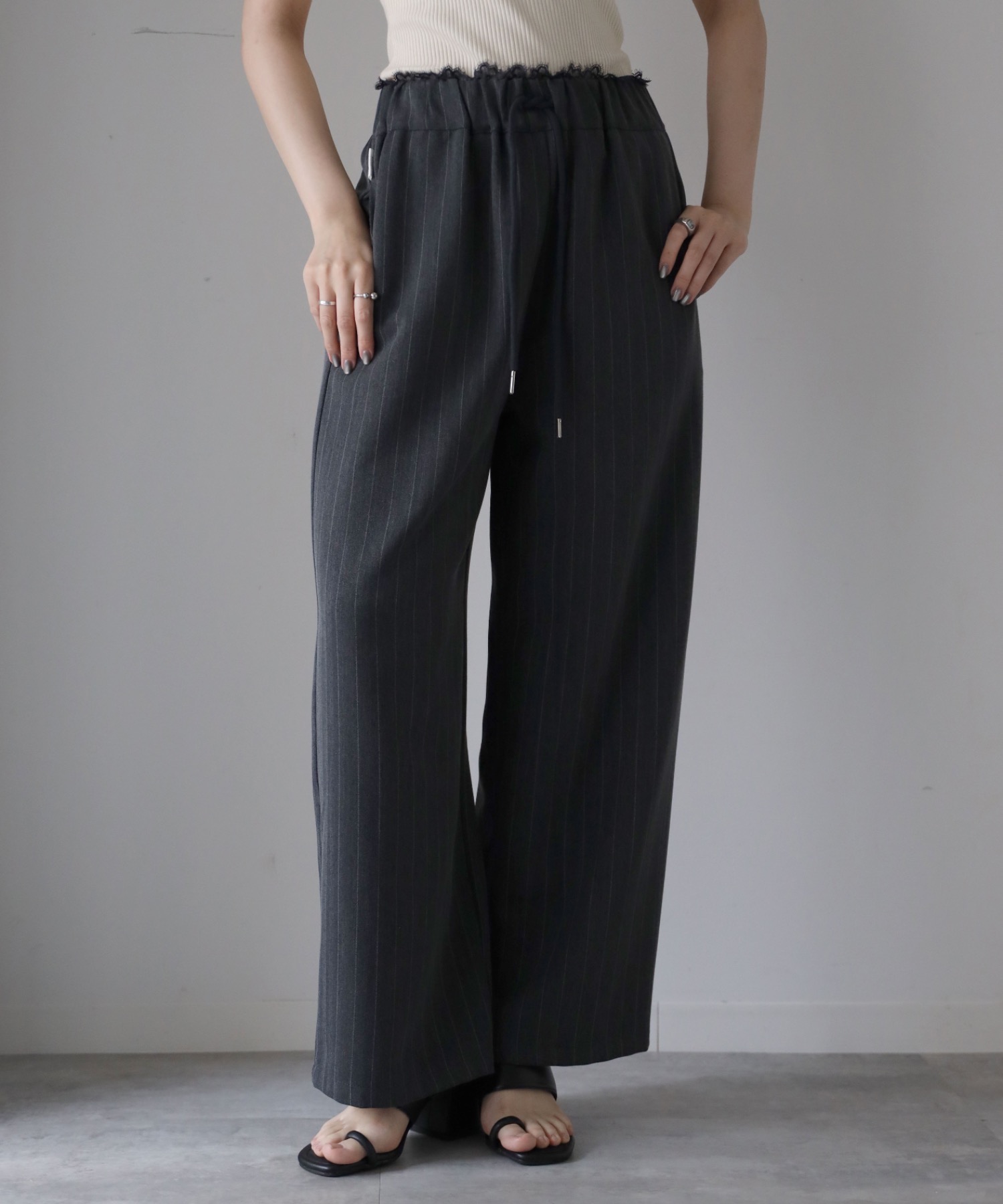 model：164cm. 着用サイズ：F(低身長さん用、丈短め)