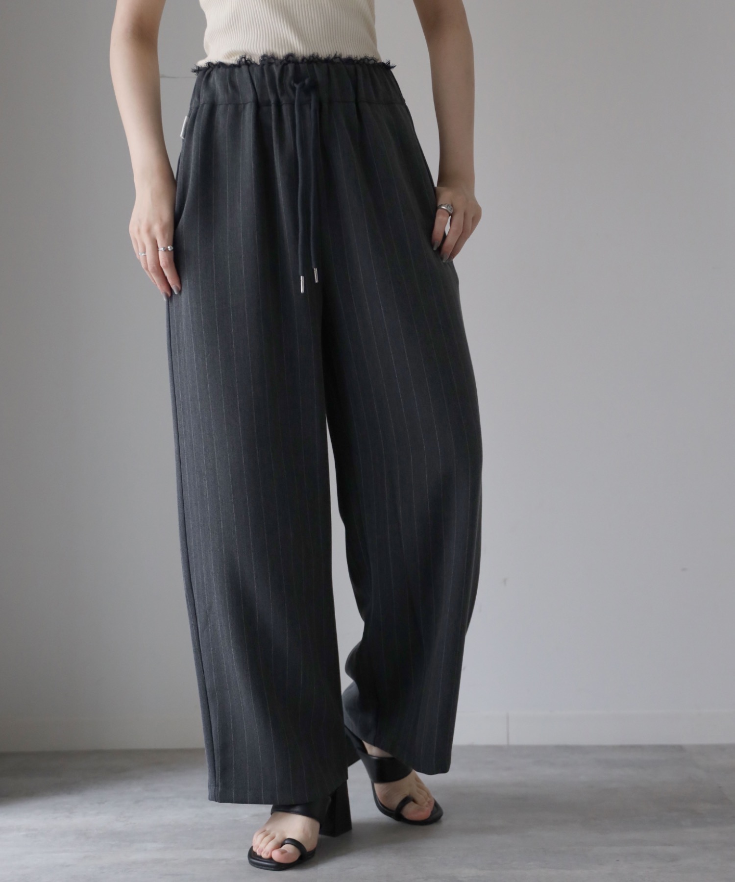 model：164cm. 着用サイズ：F(低身長さん用、丈短め)