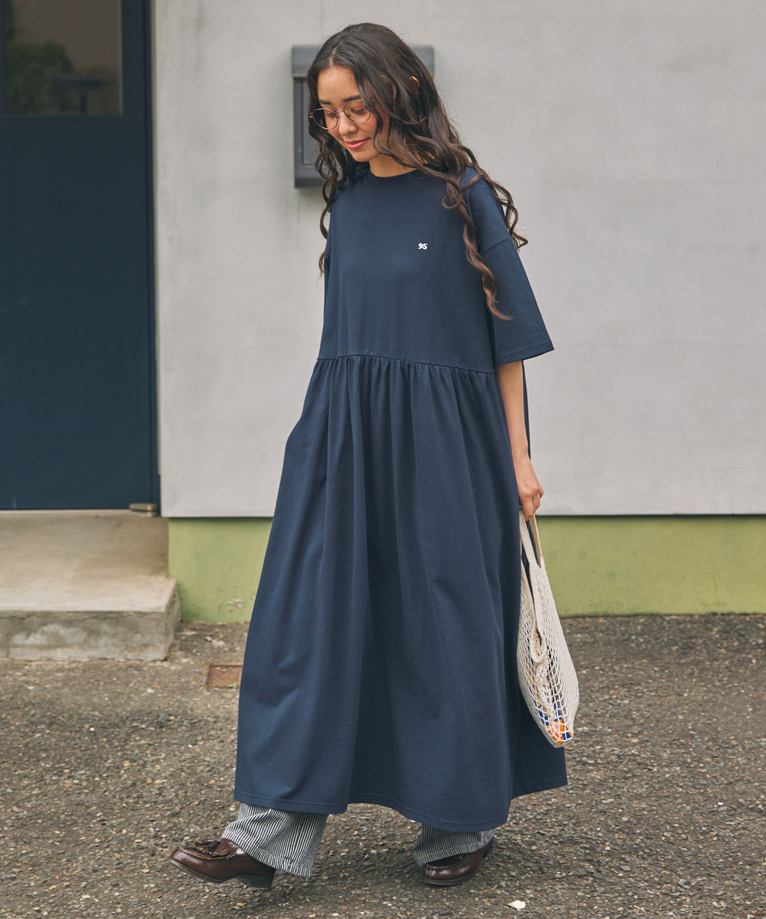 Soi-eソワソア総刺繍ハイウエスト切り替えギャザーワンピース 予約]インド製コットン刺繍ギャザーワンピース/ブラック – Lumier