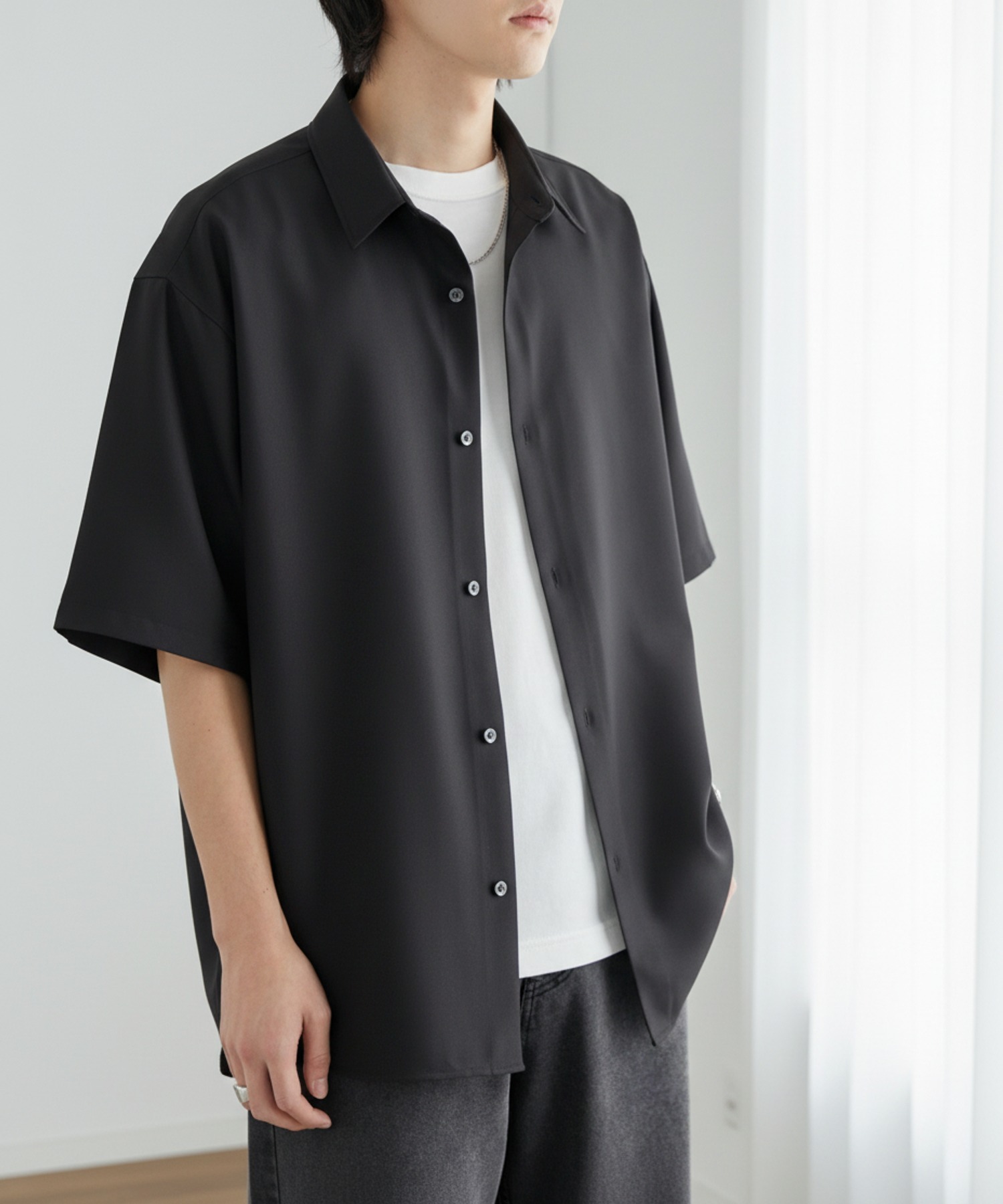 BOTTEGA MARTINESE 半袖シャツ ブラック BOTTEGA MARTINESE 半袖シャツ ブラック 【公式通販】
