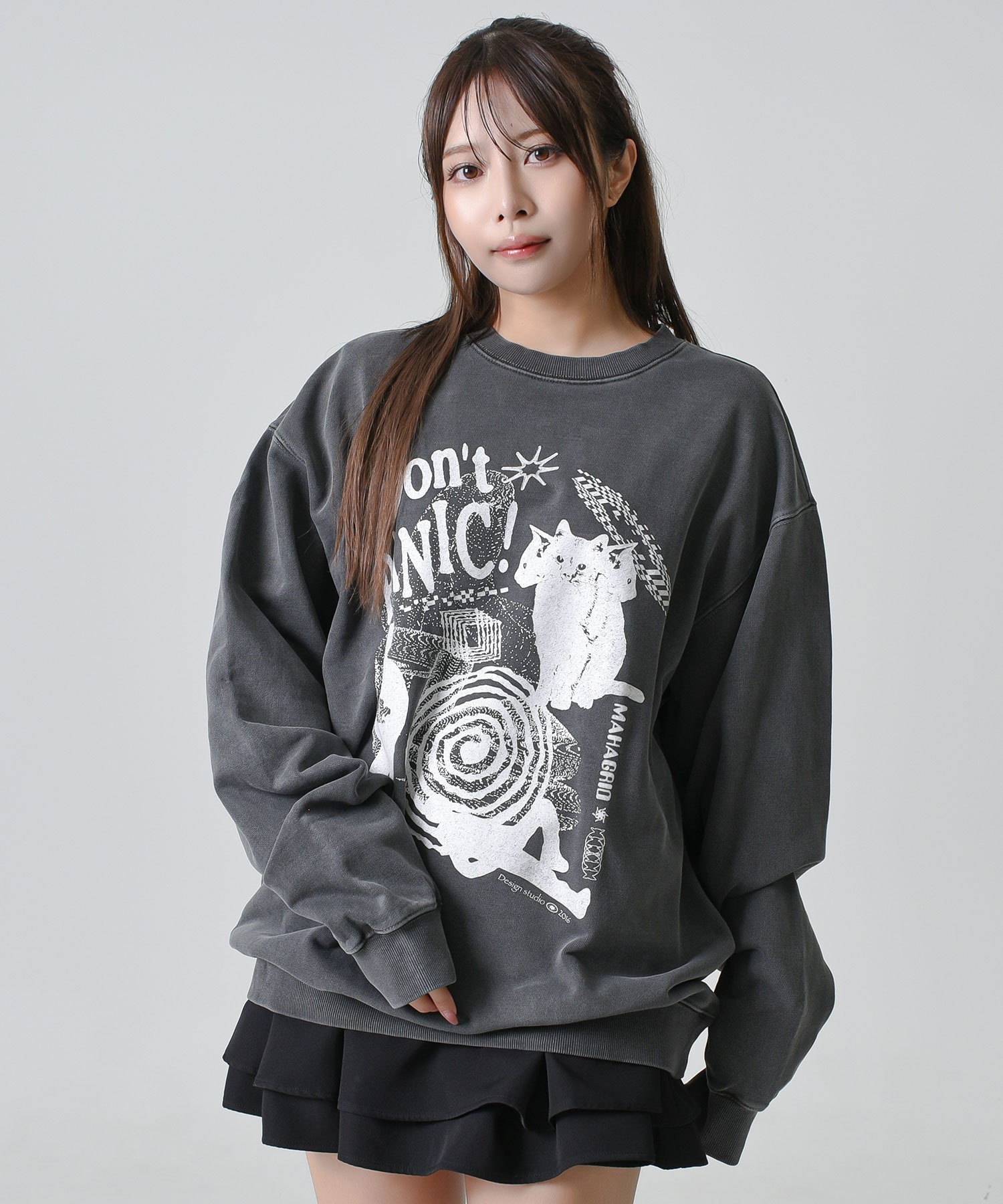 mahagrid/マハグリッド』DON'T PANIC PIGMENT SWEATSHIRT/ドント