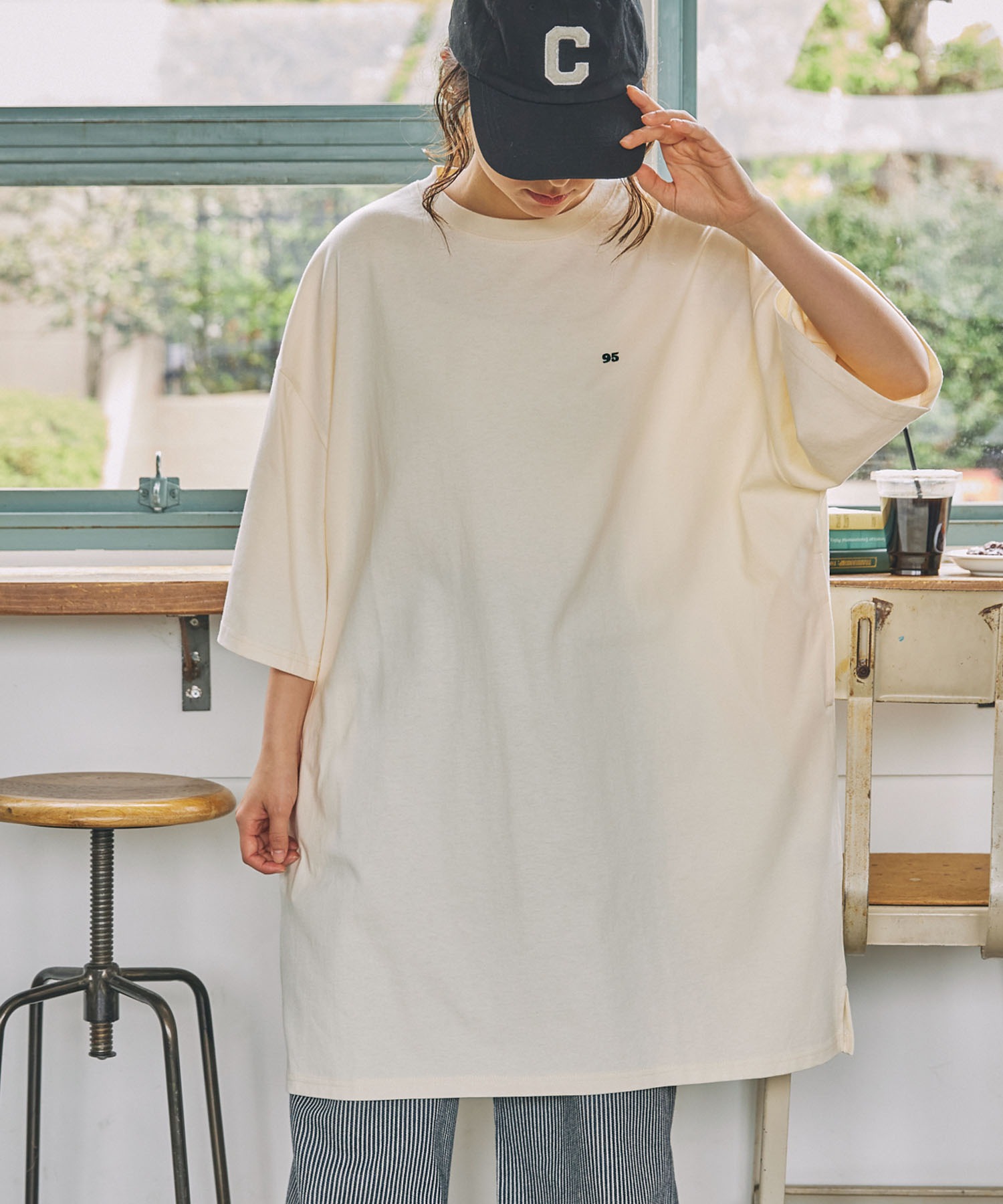 ナンバリング刺繍 ビッグシルエット半袖Tシャツ / ミニワンピース MONO 