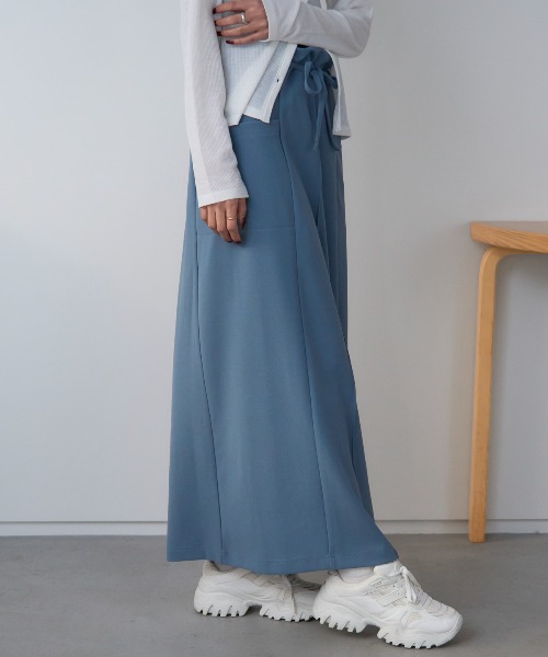 model：164cm / size：F / ブルー