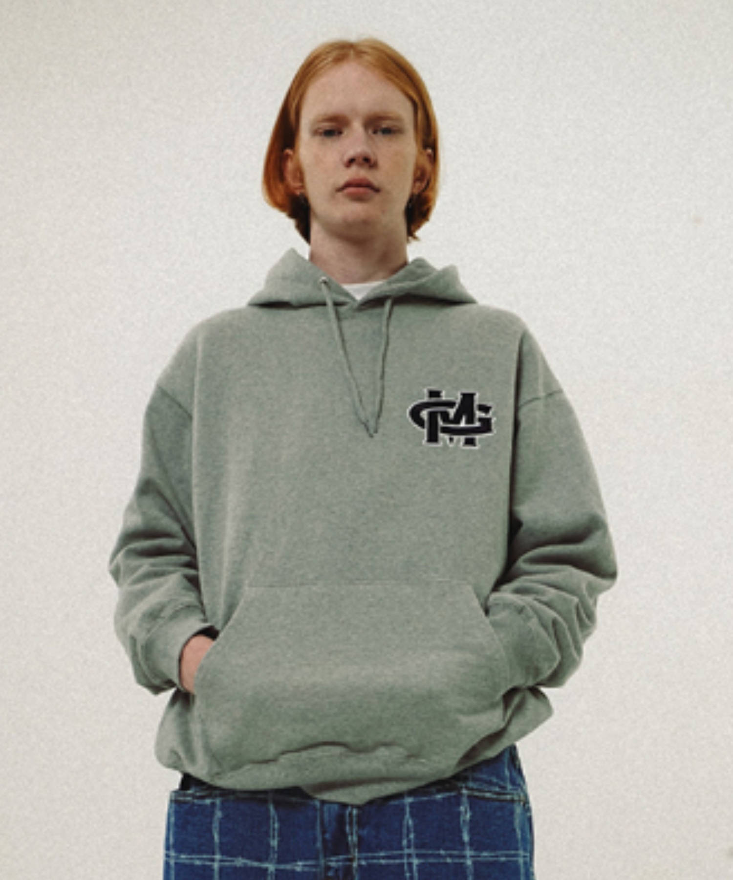 mahagrid/マハグリッド』CROSS LOGO HOODIE/クロスロゴ プルオーバー