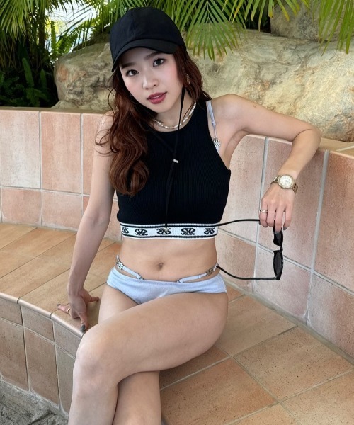 ロゴタンクSETバンドゥカップビキニ