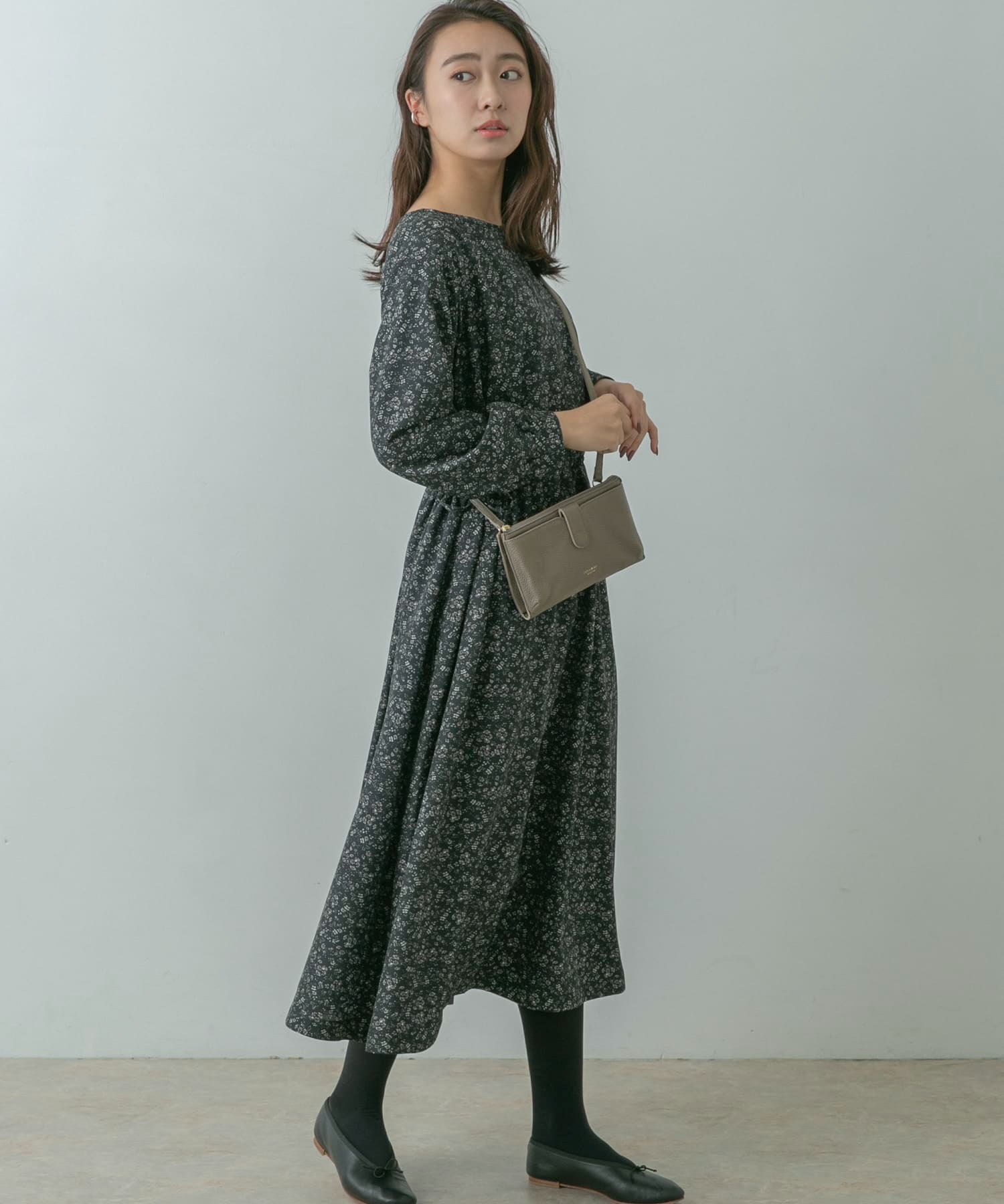 ズンスタイ フラワープリント サテンリバーシブルワンピース ワンピース Urban Rosso アーバンリサーチロッソ のファッション通販 Research ギフト Www Bookland Ge