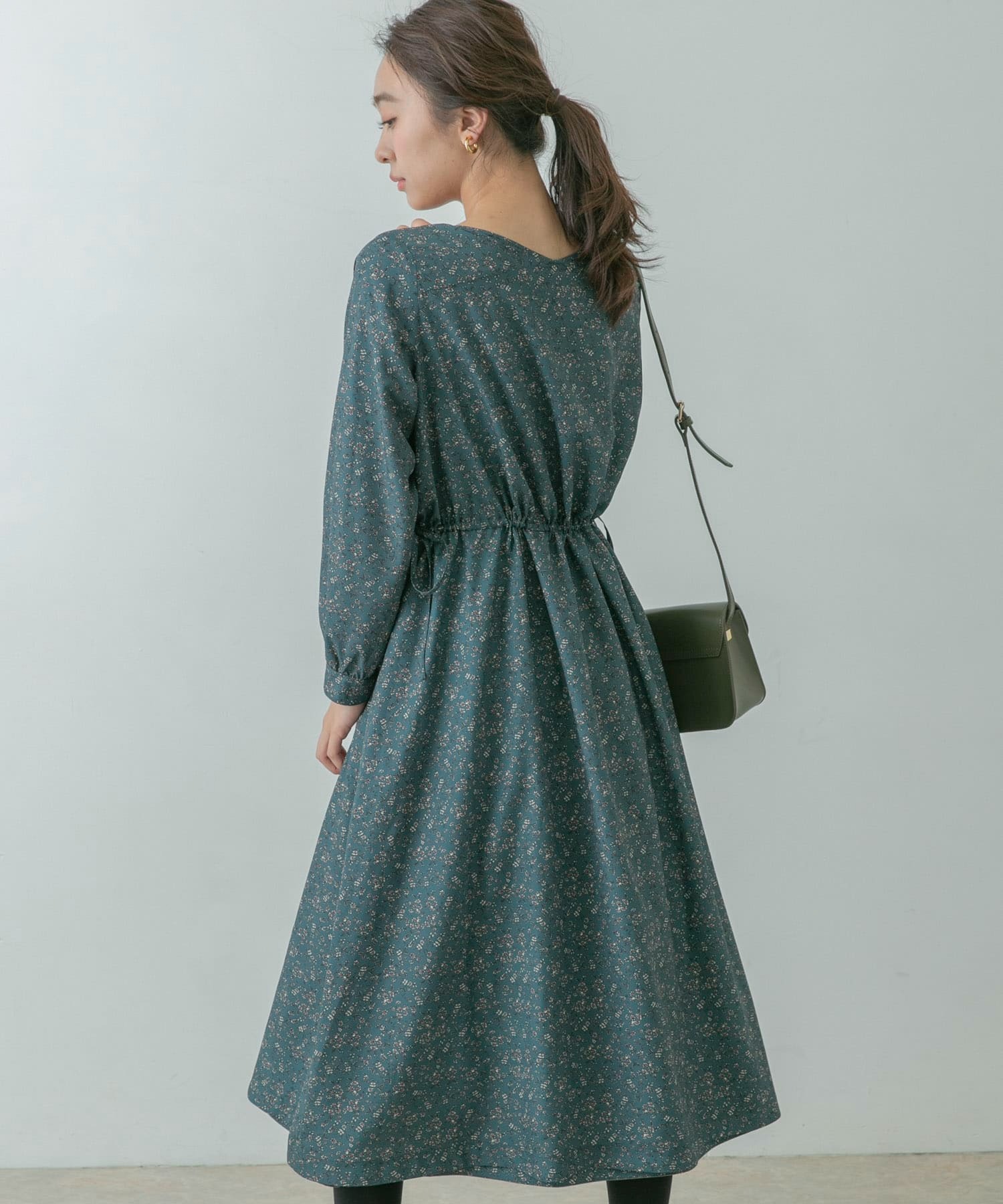 ズンスタイ フラワープリント サテンリバーシブルワンピース ワンピース Urban Rosso アーバンリサーチロッソ のファッション通販 Research ギフト Www Bookland Ge