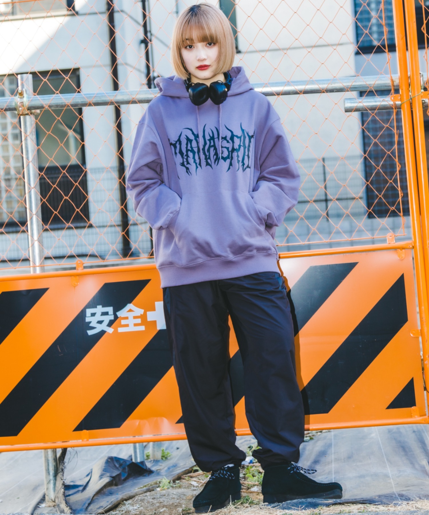 mahagrid/マハグリッド』GOTH LOGO HOODIE/ゴスロゴ プルオーバー