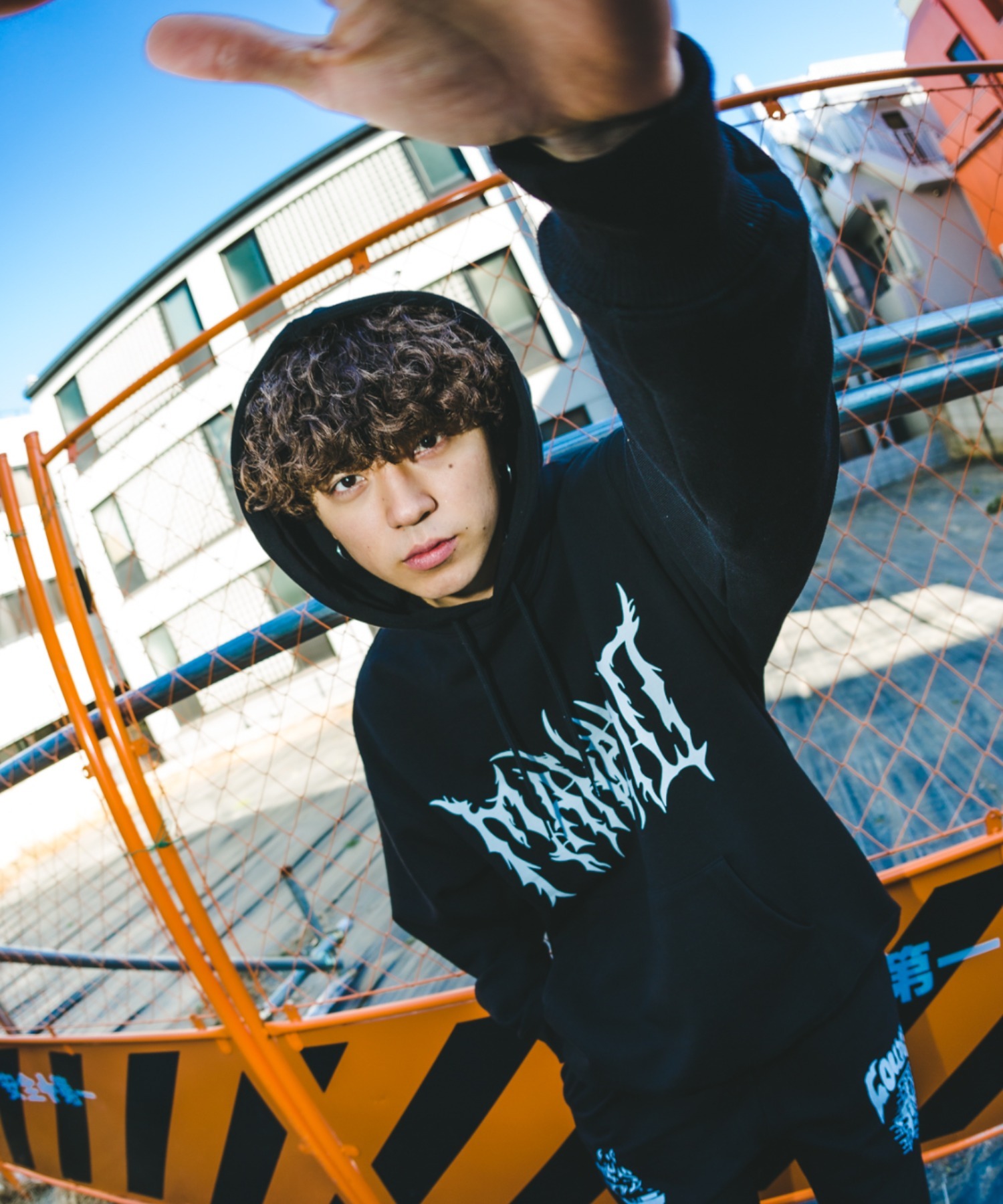 mahagrid/マハグリッド』GOTH LOGO HOODIE/ゴスロゴ プル