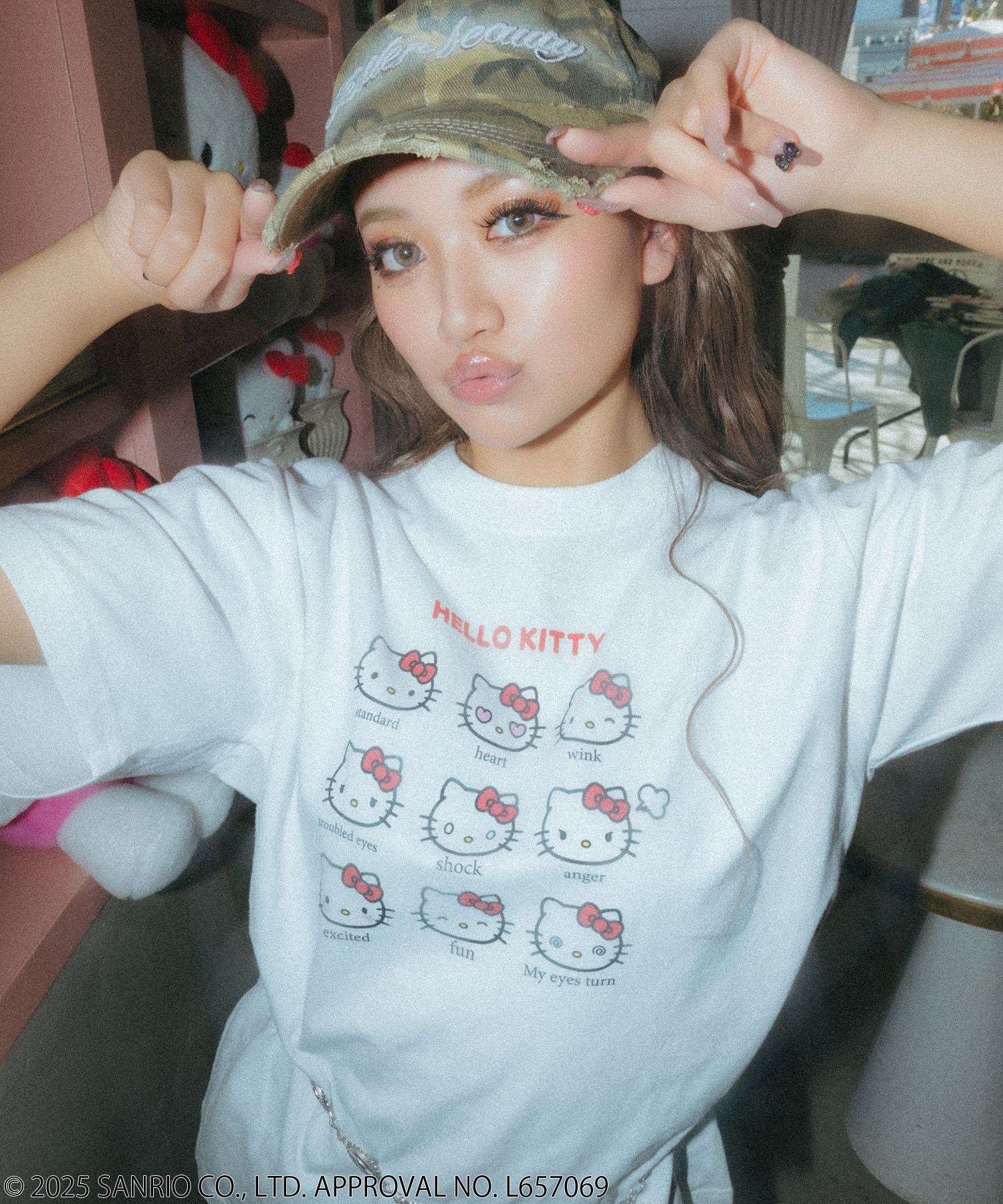 tシャツ 「Sanrio characters/サンリオキャラクターズ」ハローキティVarious FaceオーバーTシャツ レディース Sanrio characters/サンリオキャラクターズ】ハローキティ
