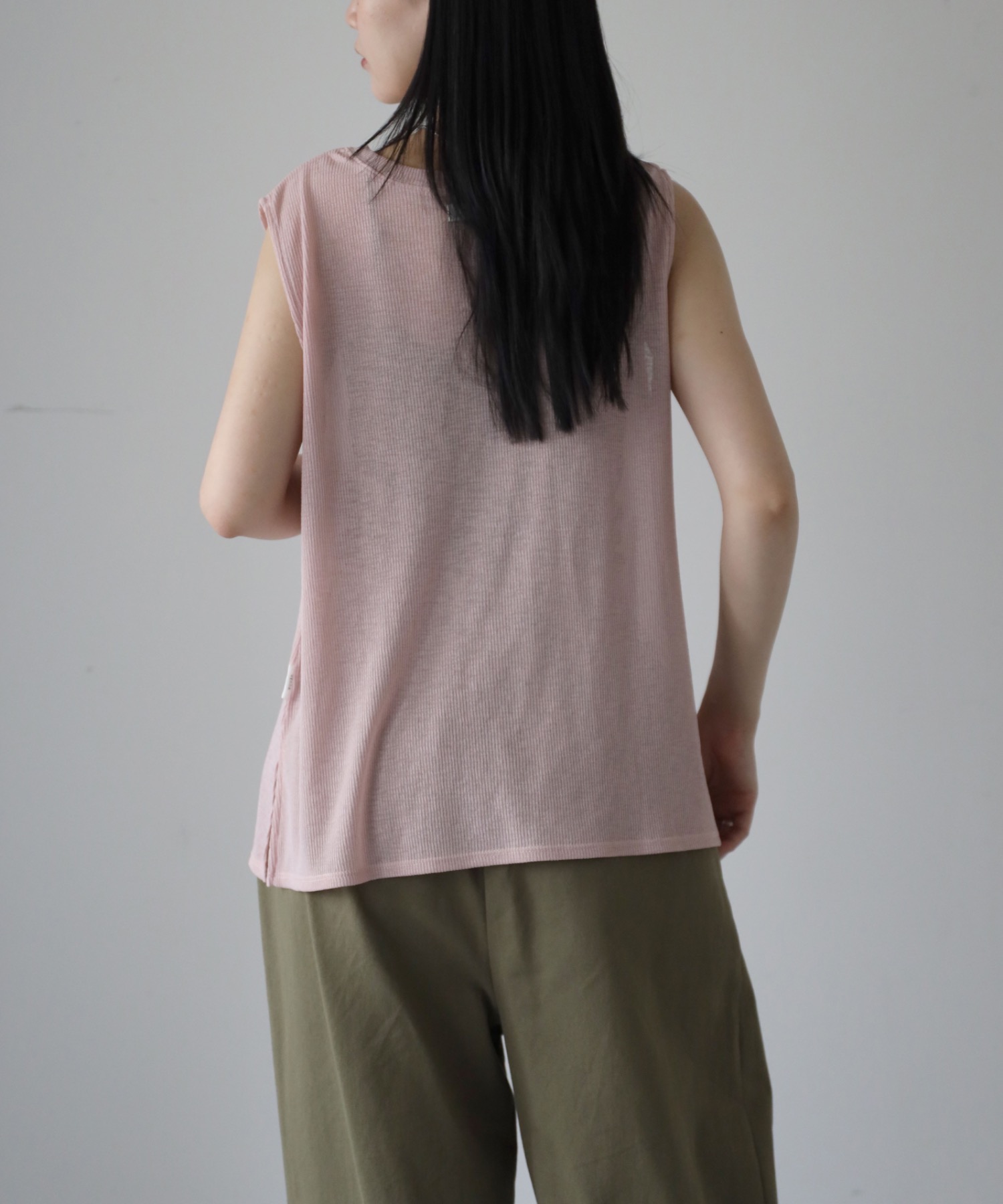 model：164cm. 着用サイズ：FREE