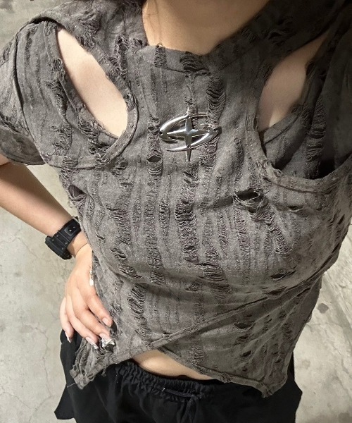 A'GEM/9 × .kom 『.KOM/ドットケーオーエム』ダメージカットソー .KOM