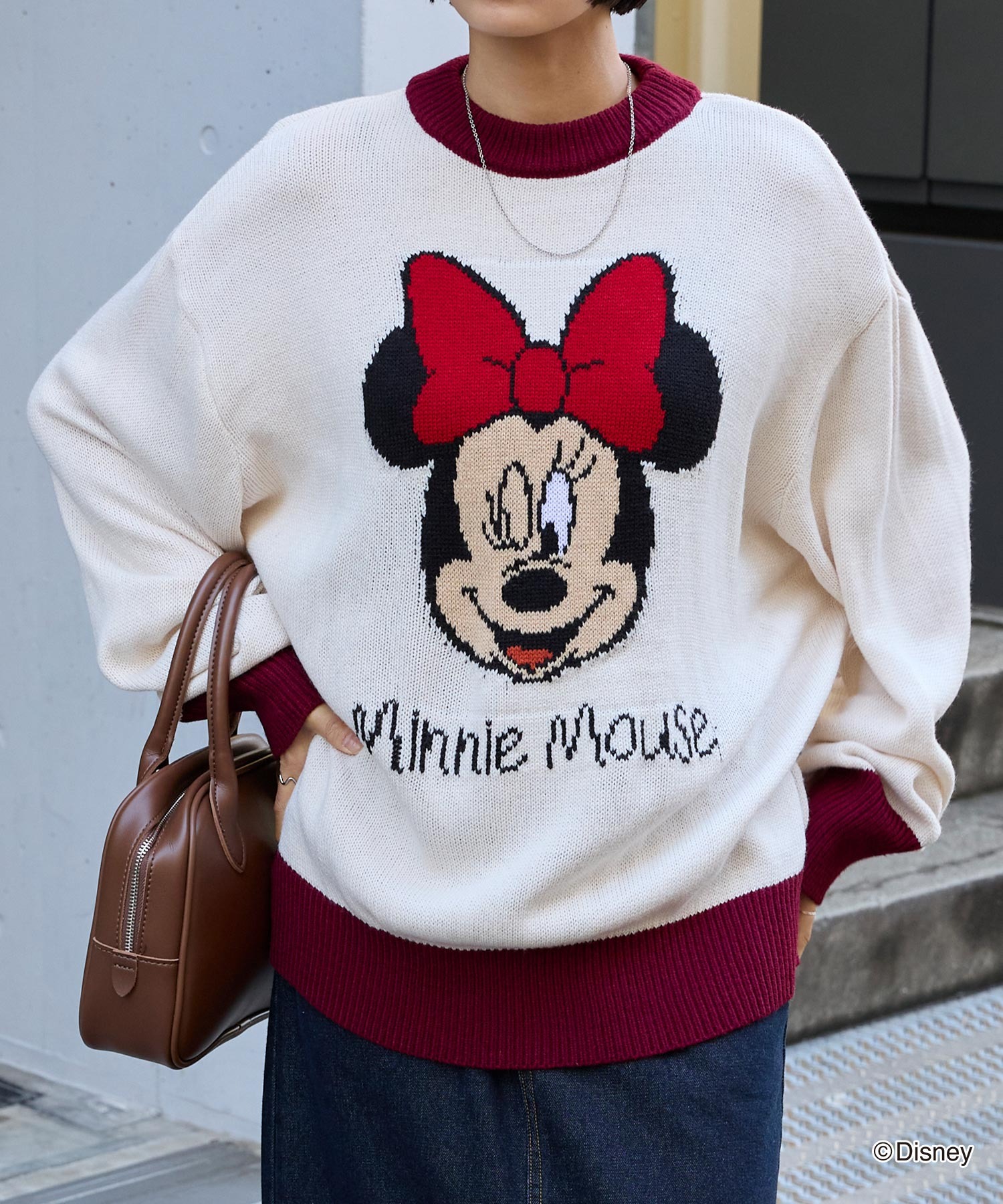 ミニー刺繍ニットセーター（新品・未使用） Disney】別注 ミッキーマウス＆ミニーマウス / オールドグラフィック