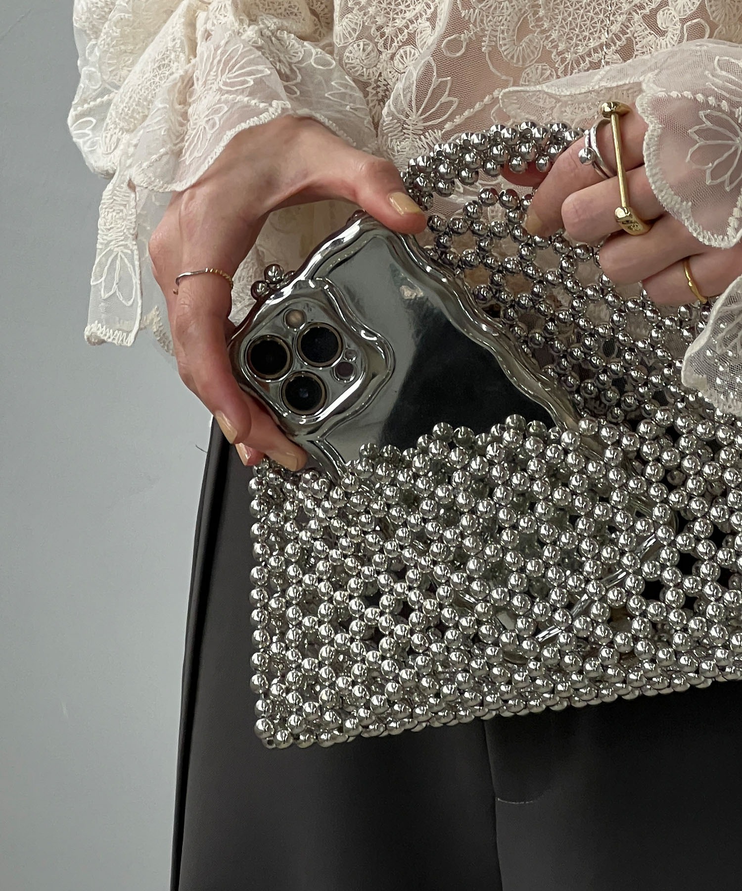 メタルビーズハンドバッグ