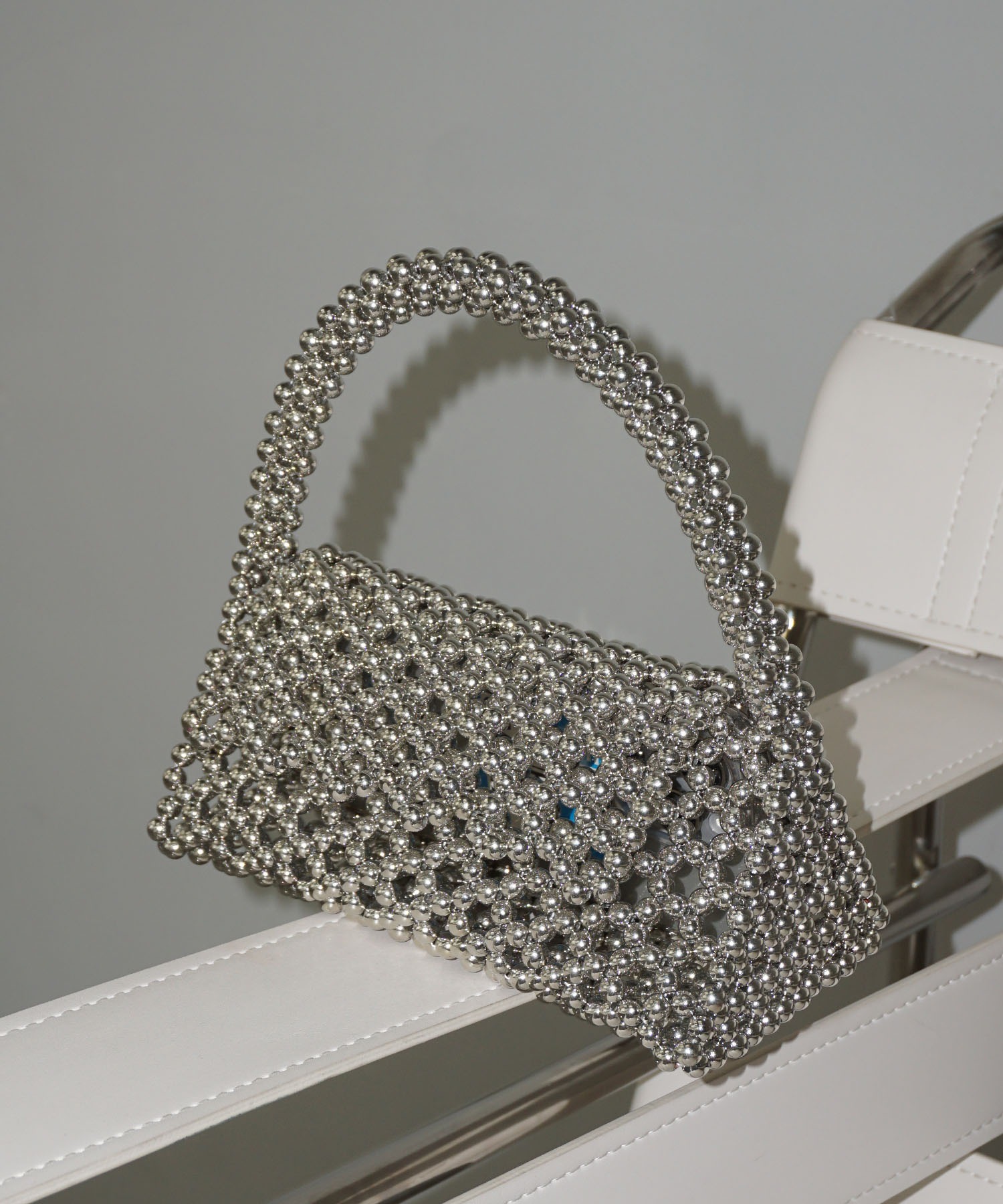 トライアングル メタルビーズバッグ cha25s010-ファッション通販サイト