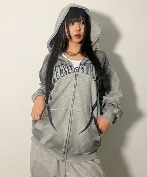 A’GEM/9 × .kom 『ARULE/アルール』スプレーZIPパーカー A'GEM/9 × .kom 『ARULE/アルール』 スプレー加工プリント