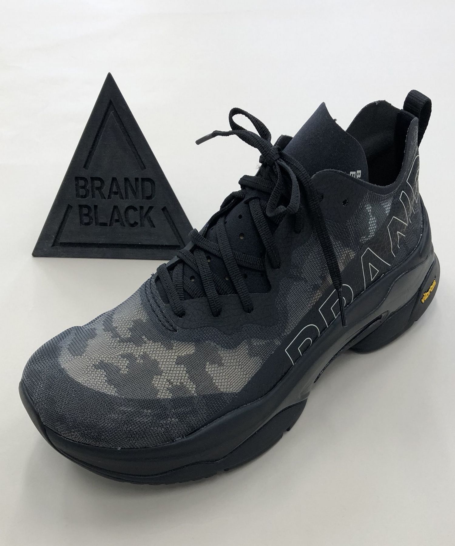 定形外発送送料無料商品 BRAND BLACK KITE RACER CAMO 28.5 厚底 +