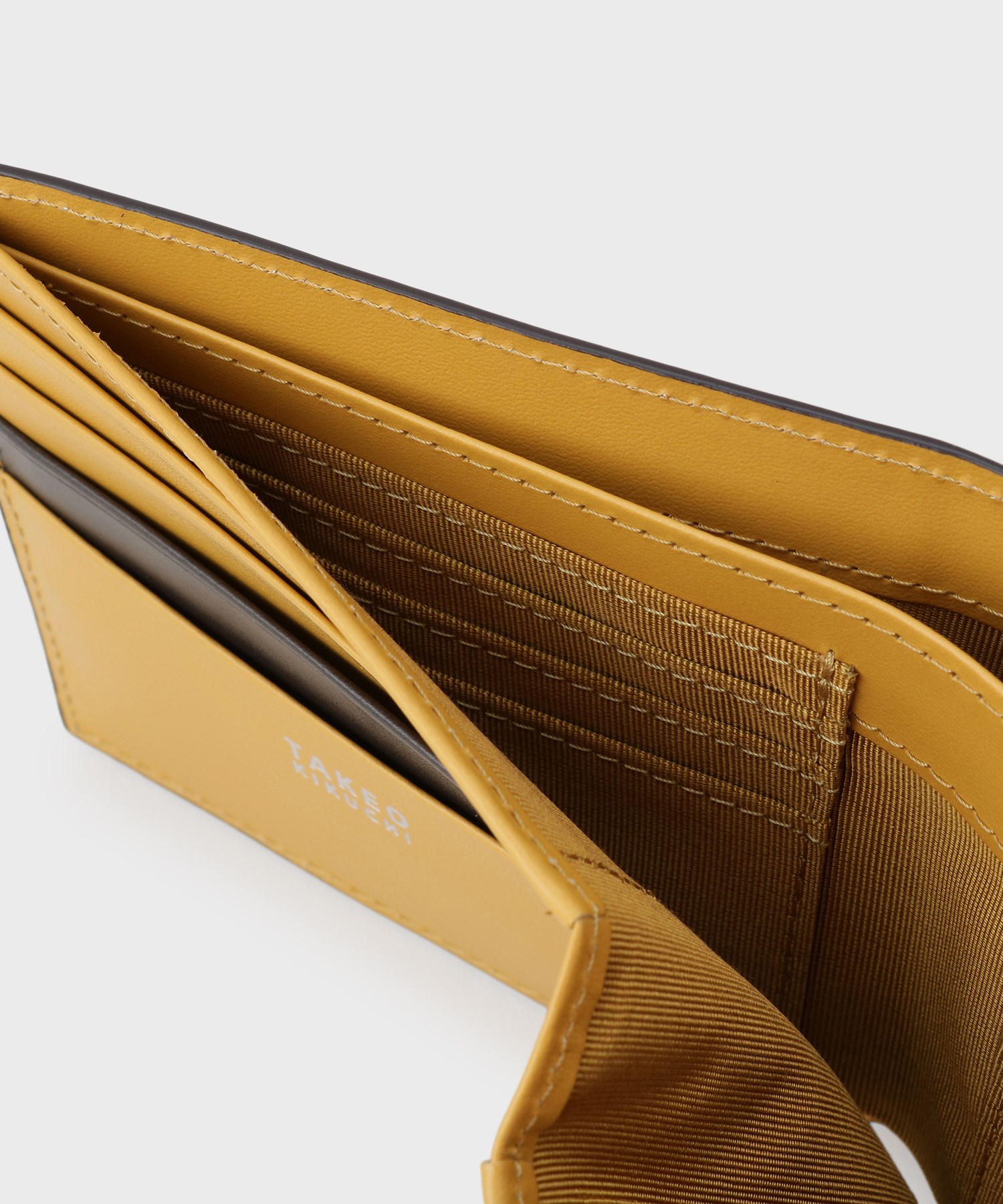 NEW レザーリップルシリーズ】バイフォールド ウォレット