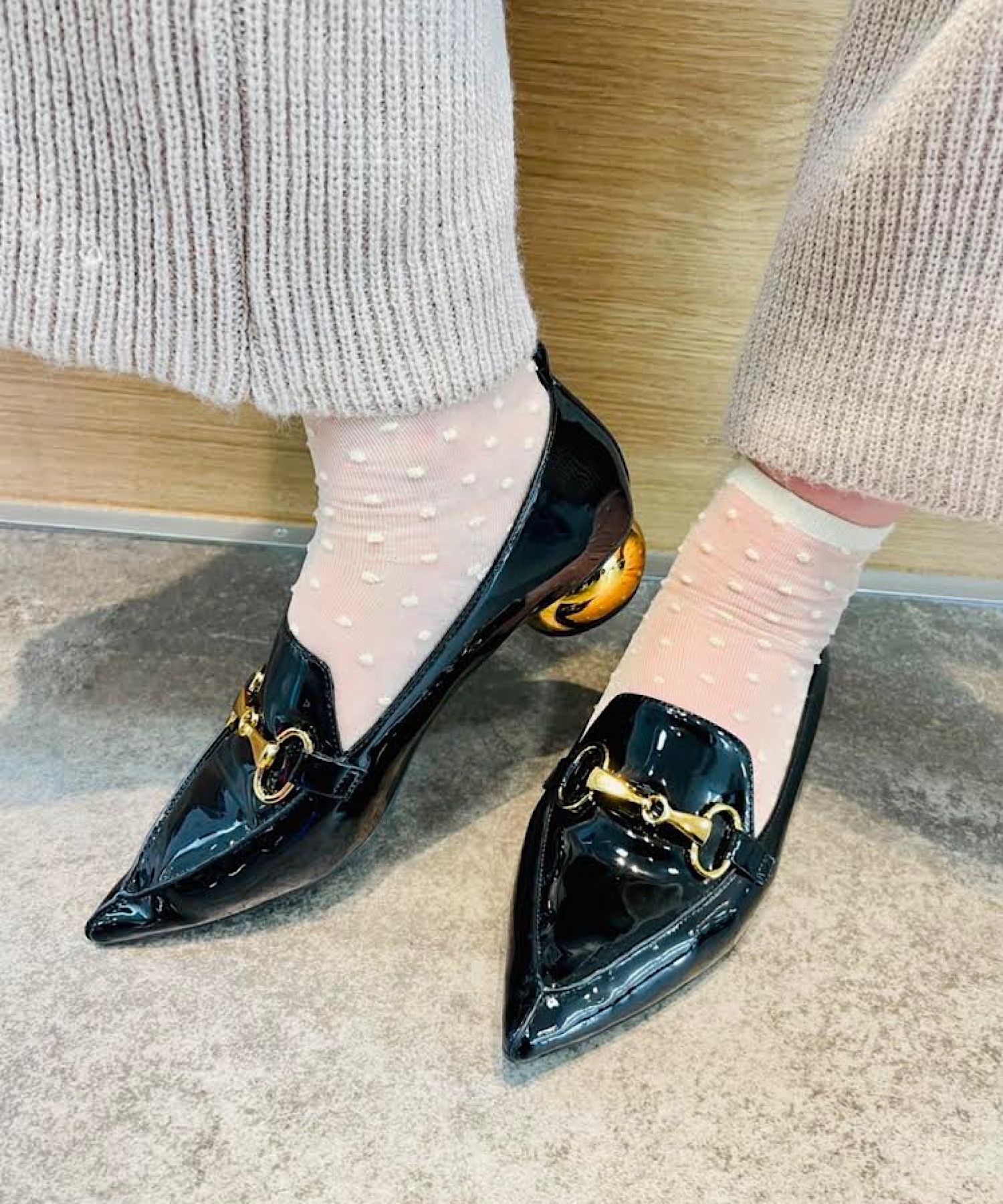 日本代理店正規品 最終価格♥️jeffrey campbell★デザイン❤️パテントレザーパンプス