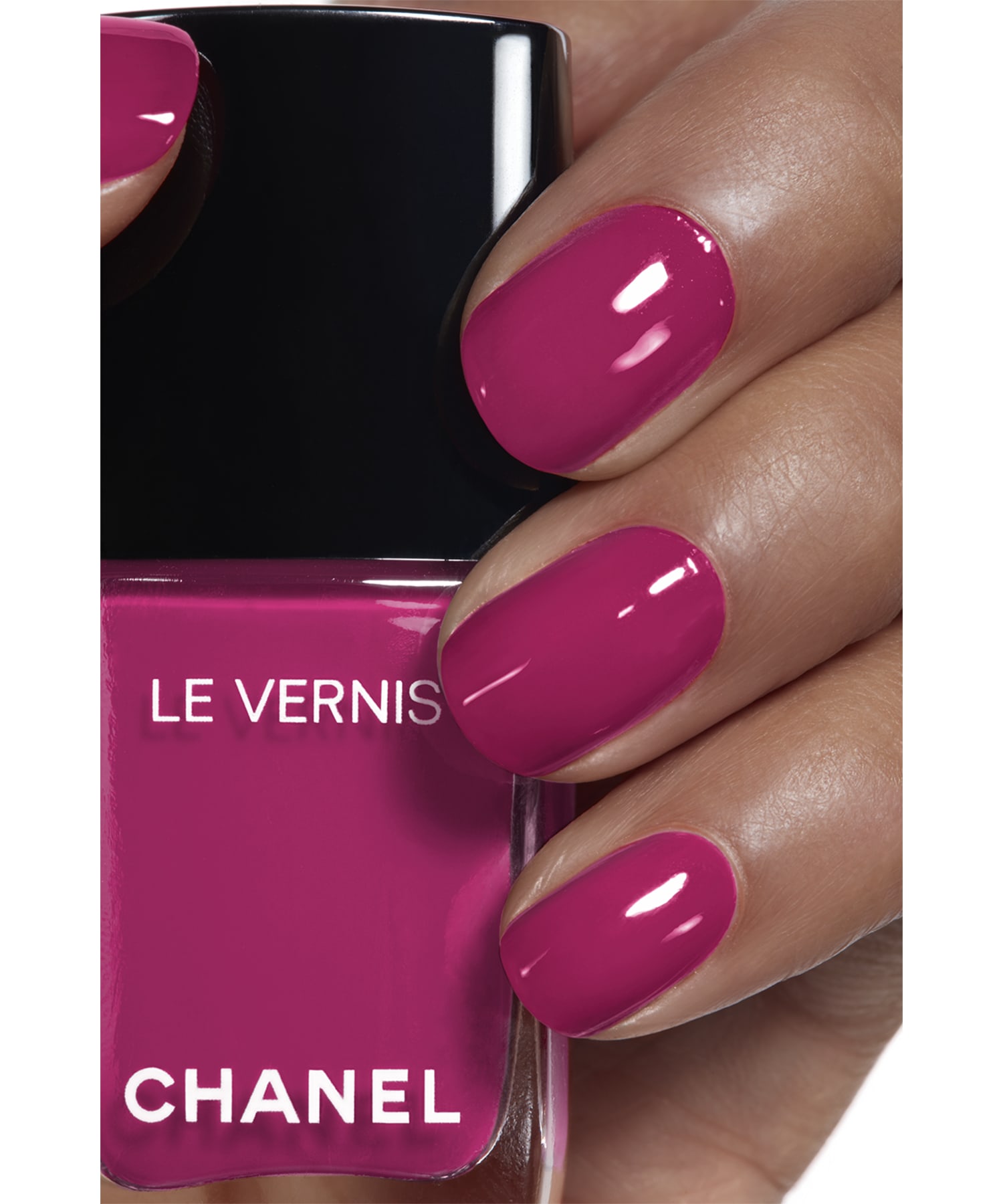 ☆新品・限定色・シャネルCHANELヴェルニ エナメル ネイル3個セット ヴェルニ ネイル エナメル（マニキュア/ジェルネイル）｜CHANEL