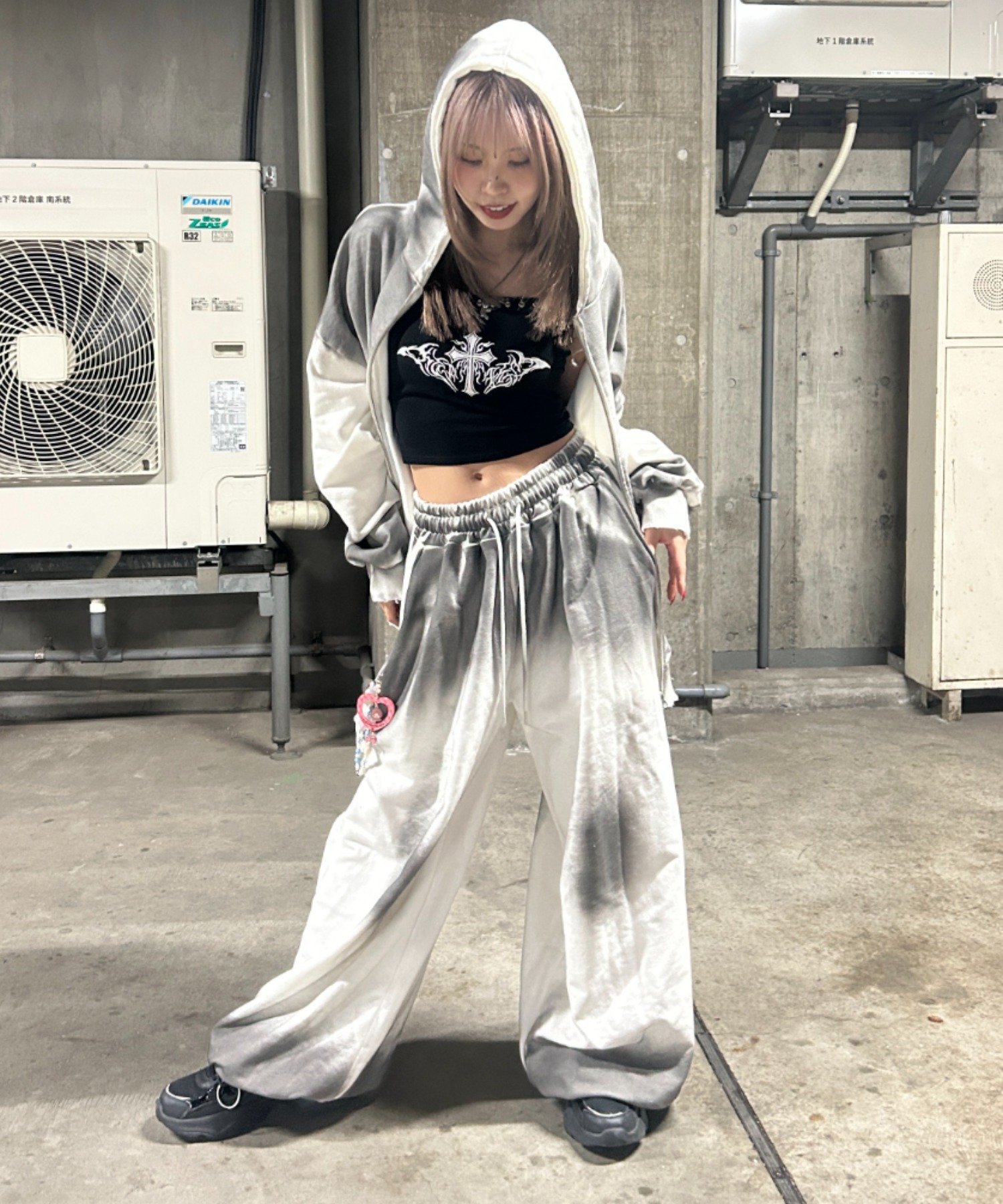 ArguE CulturEスウェットパンツ ストリート ラメ入り カジュアル ArguE CulturEスウェットパンツ ストリート ラメ入り カジュアル