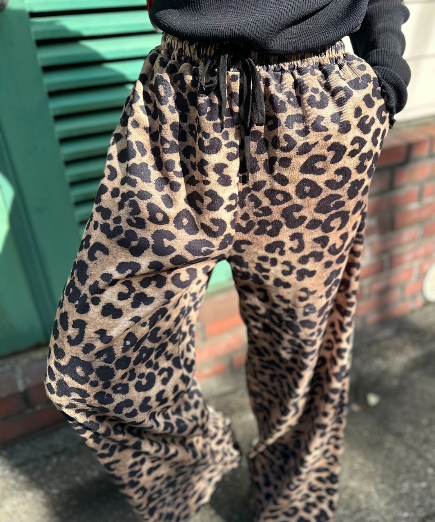 ベージュ